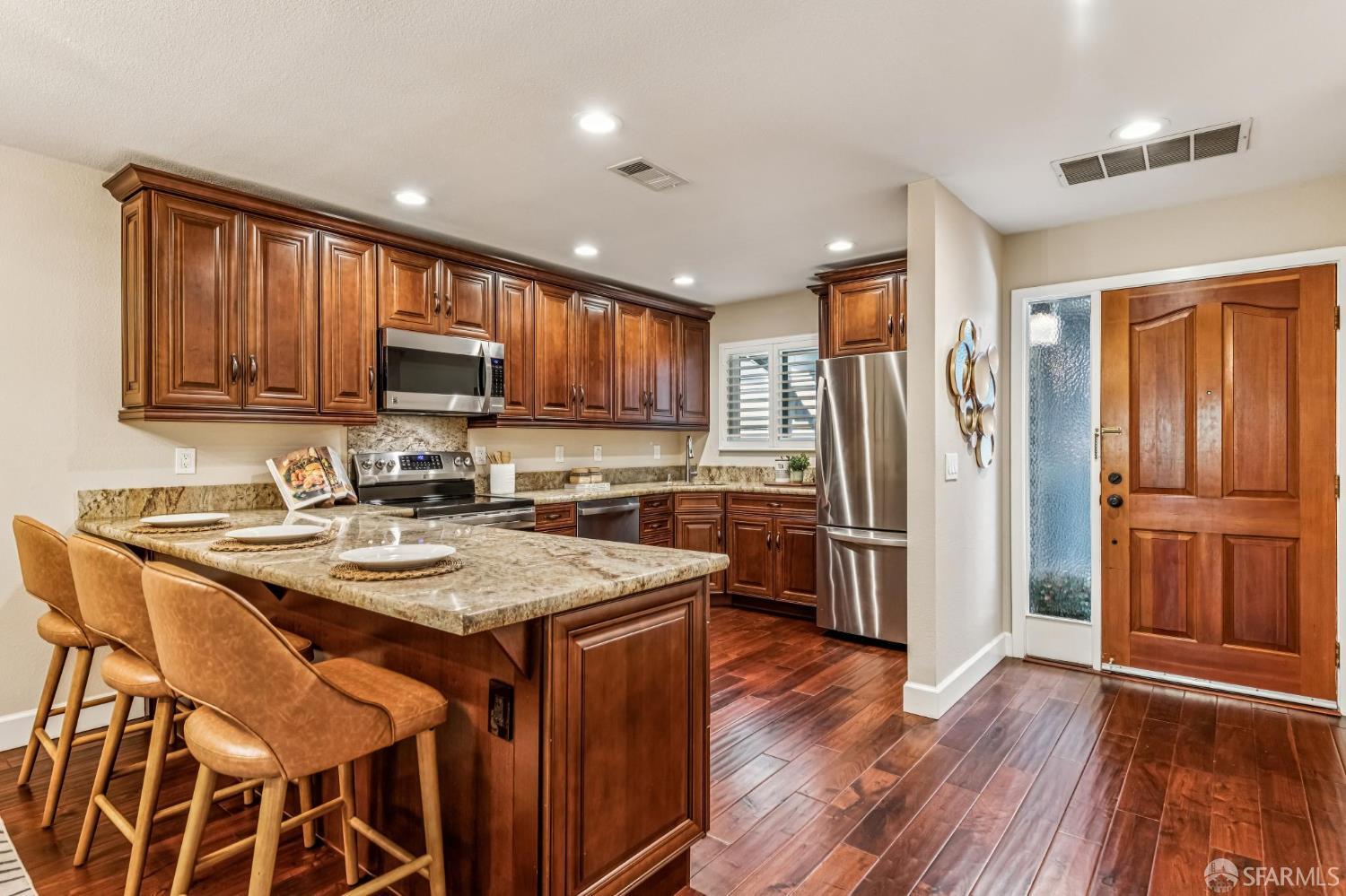 Detail Gallery Image 11 of 46 For 1652 San Miguel Dr, Walnut Creek,  CA 94596 - 1 Beds | 1/1 Baths