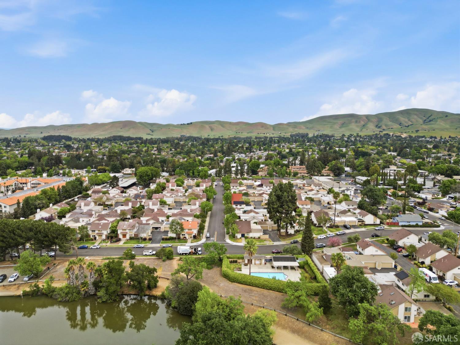 Detail Gallery Image 28 of 32 For 1442 Indian Ln, Concord,  CA 94521 - 2 Beds | 2 Baths