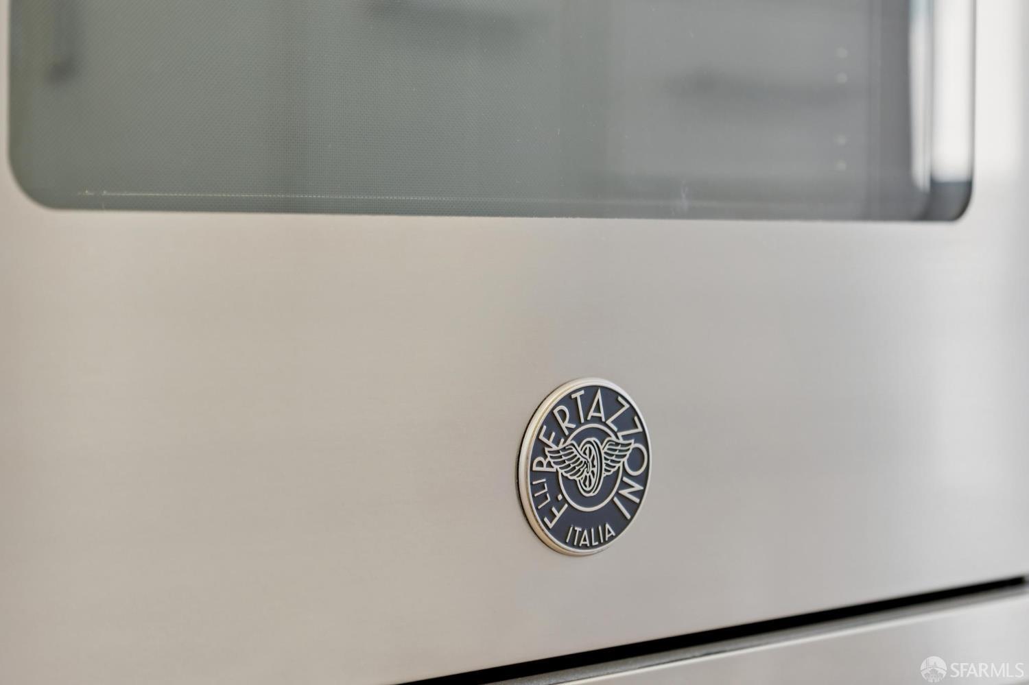 Detail Gallery Image 15 of 34 For 505 Grand View Ave #2ND,  San Francisco,  CA 94114 - 2 Beds | 2 Baths