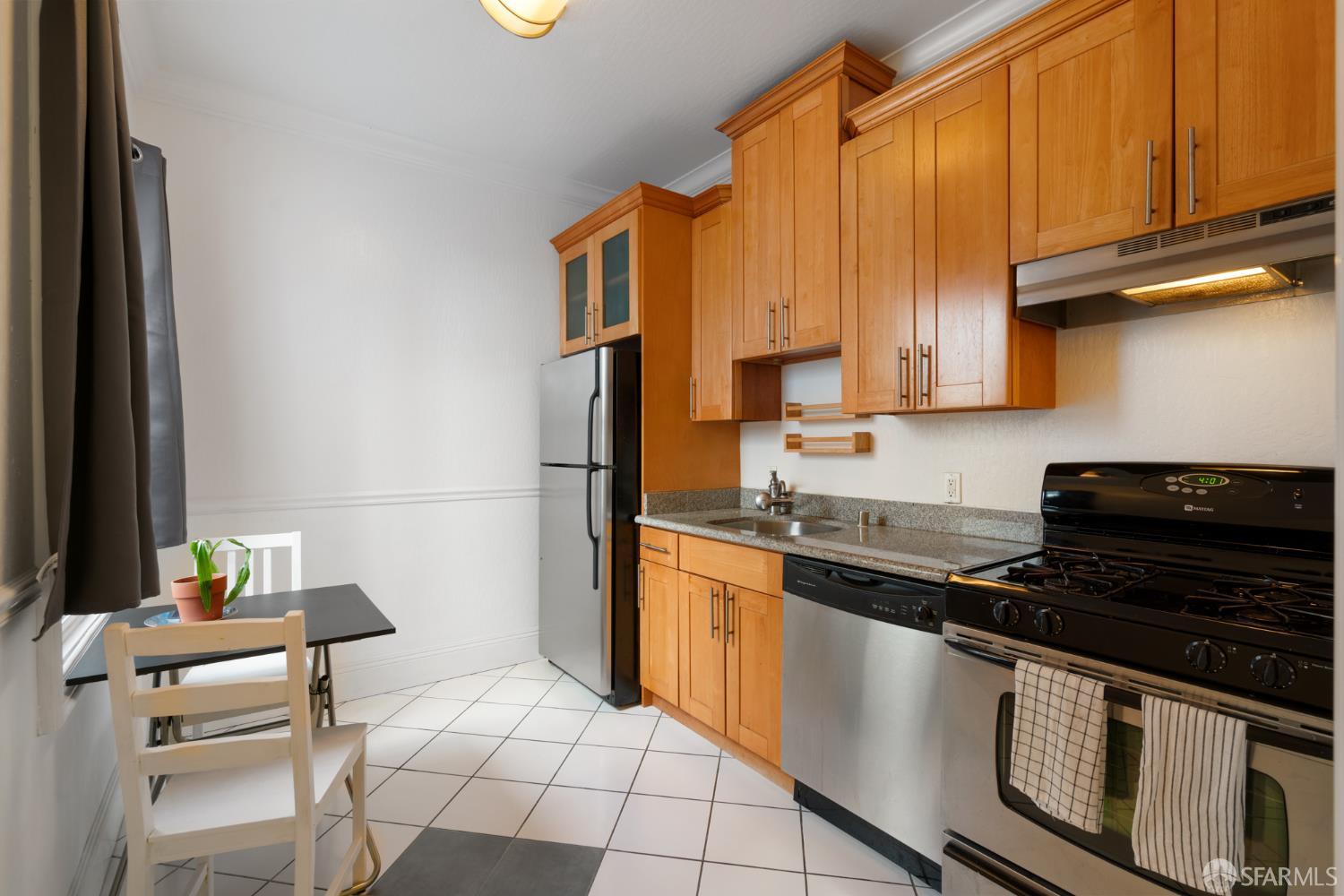 Photo #9: 426116836 Listing: Photo #9