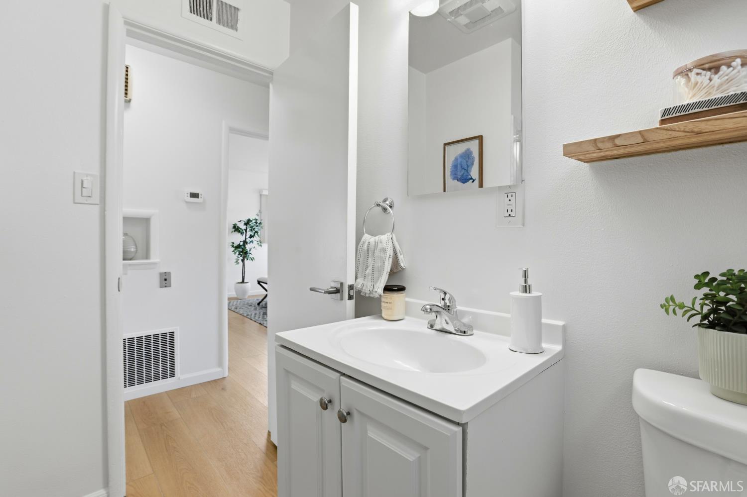 Detail Gallery Image 20 of 25 For 98 Creston Ave, Daly City,  CA 94015 - 2 Beds | 1 Baths