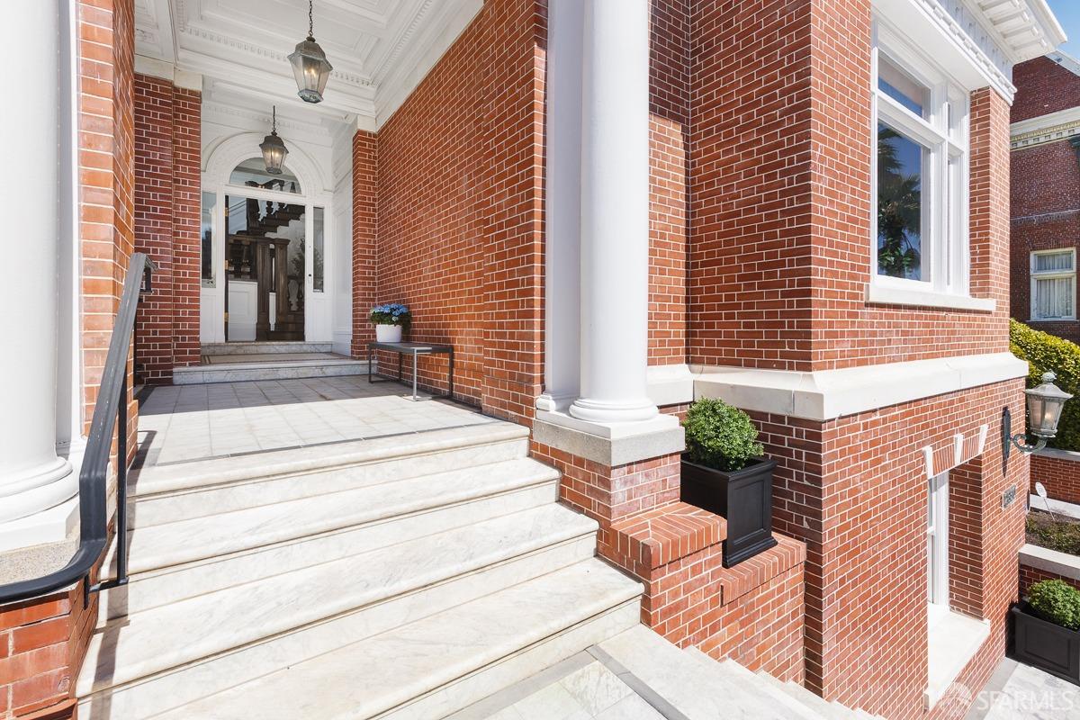 Detail Gallery Image 11 of 57 For 2830 Pacific Ave, San Francisco,  CA 94115 - 6 Beds | 6/2 Baths