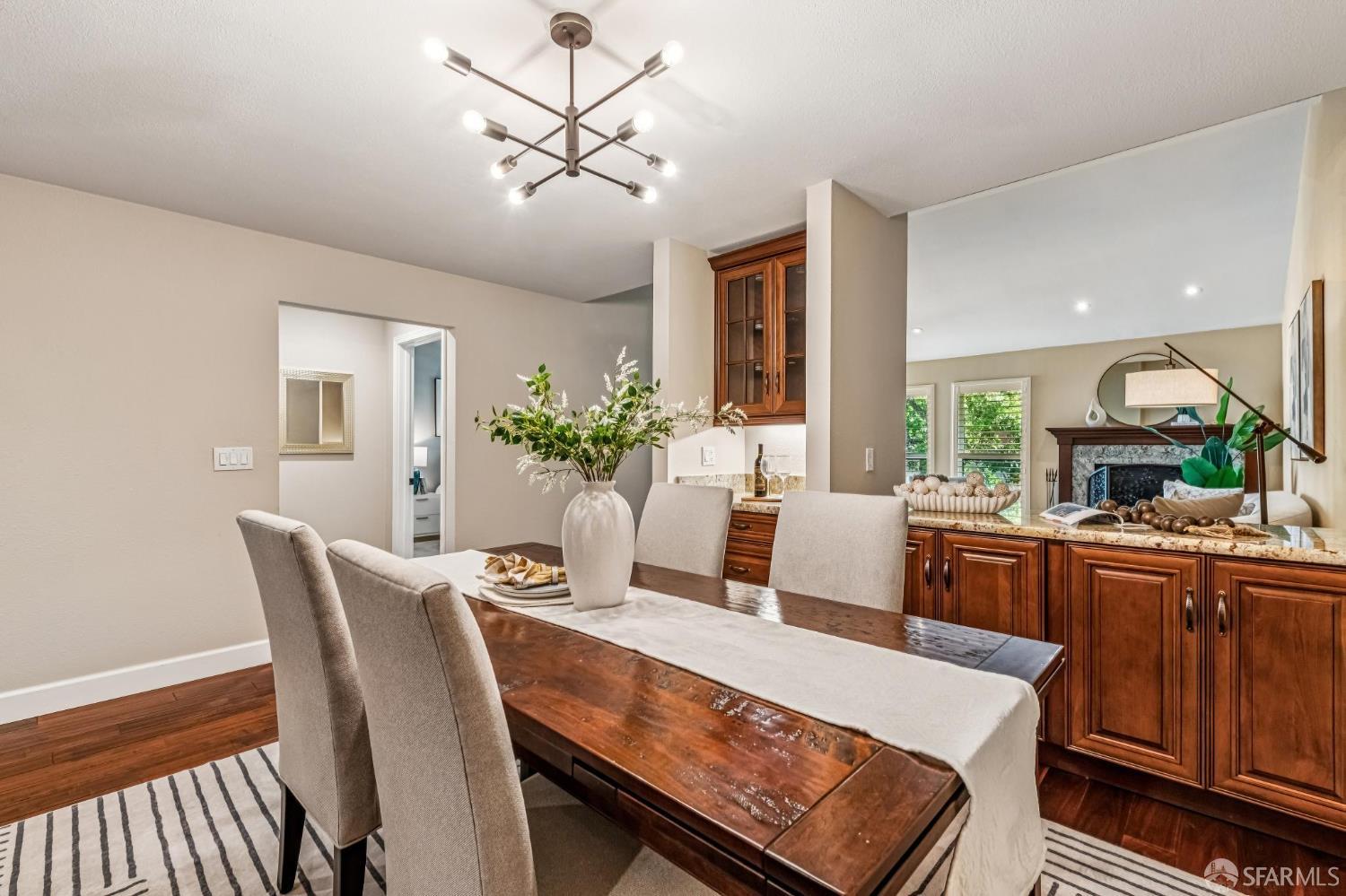 Detail Gallery Image 7 of 46 For 1652 San Miguel Dr, Walnut Creek,  CA 94596 - 1 Beds | 1/1 Baths