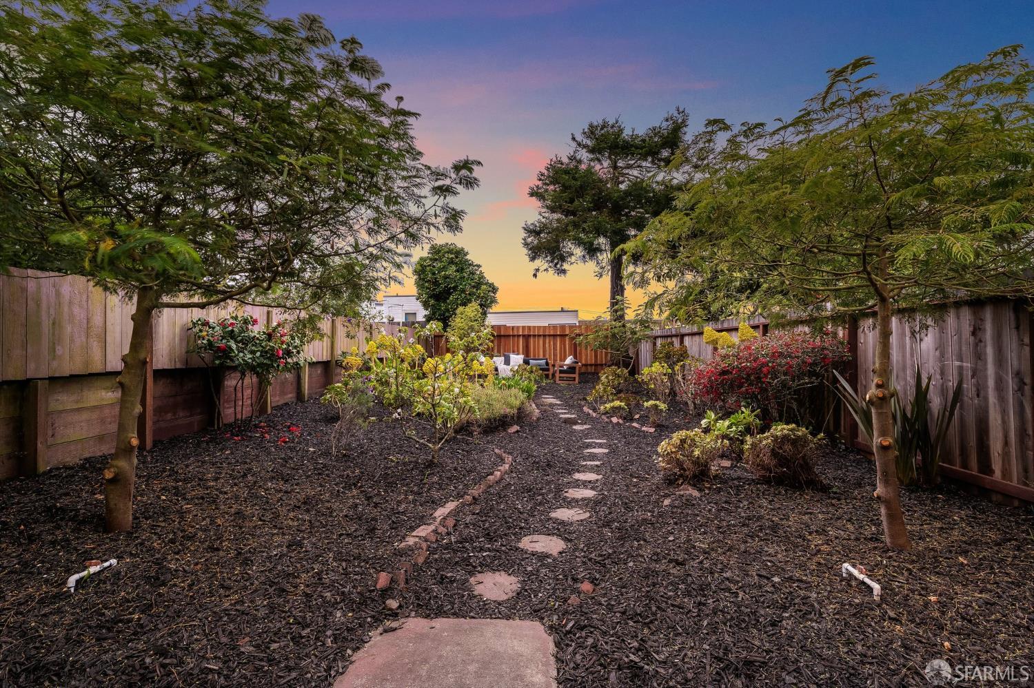 Detail Gallery Image 30 of 33 For 1955 28th Ave, San Francisco,  CA 94116 - 2 Beds | 1 Baths