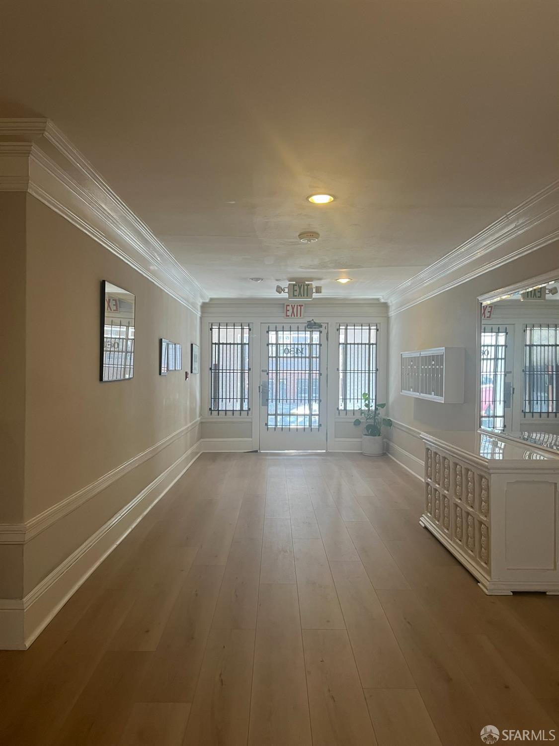 Detail Gallery Image 4 of 30 For 1430 Clay St, San Francisco,  CA 94109 - – Beds | – Baths