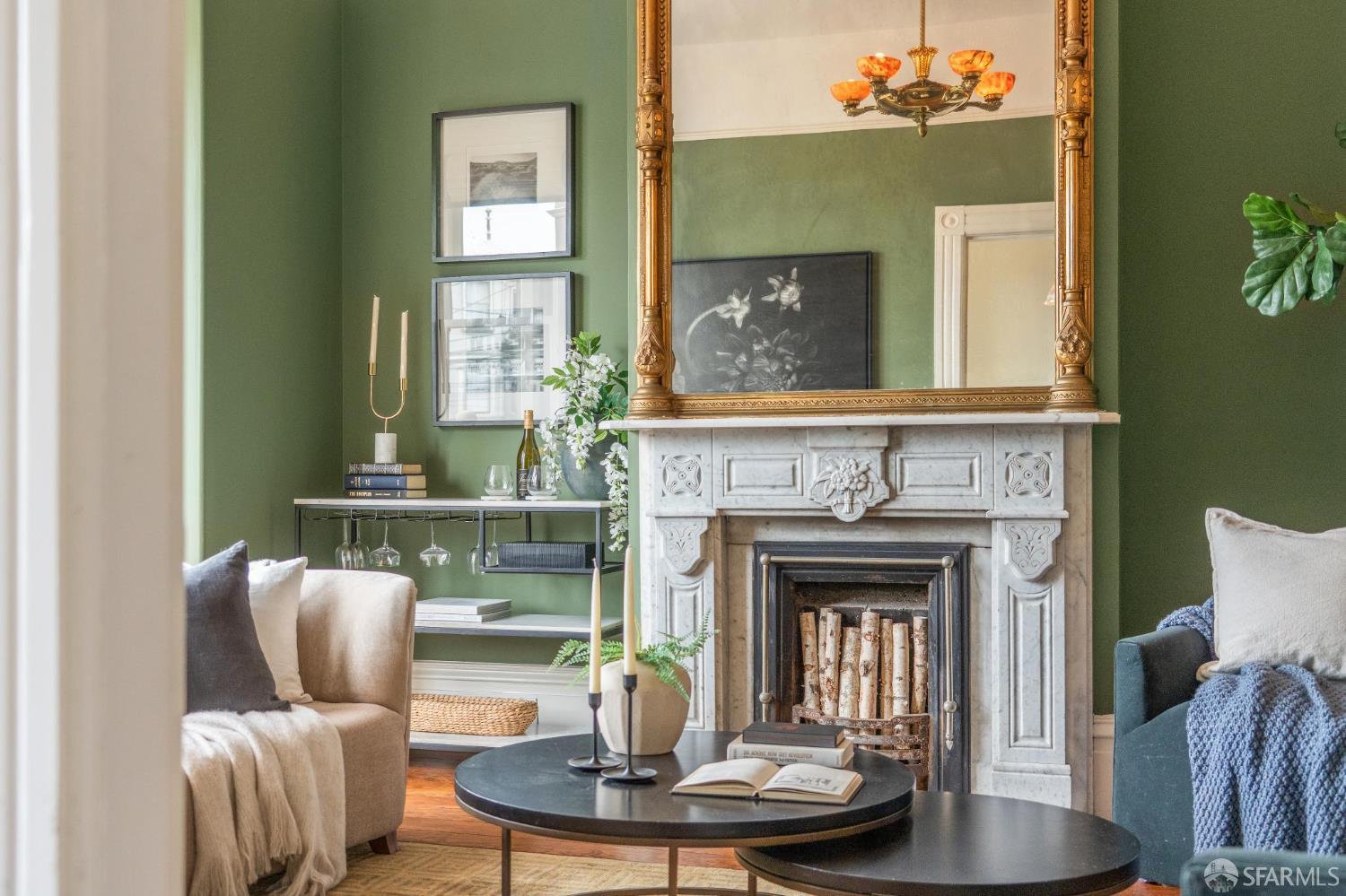 Detail Gallery Image 9 of 68 For 4431 19th St, San Francisco,  CA 94114 - 3 Beds | 2 Baths