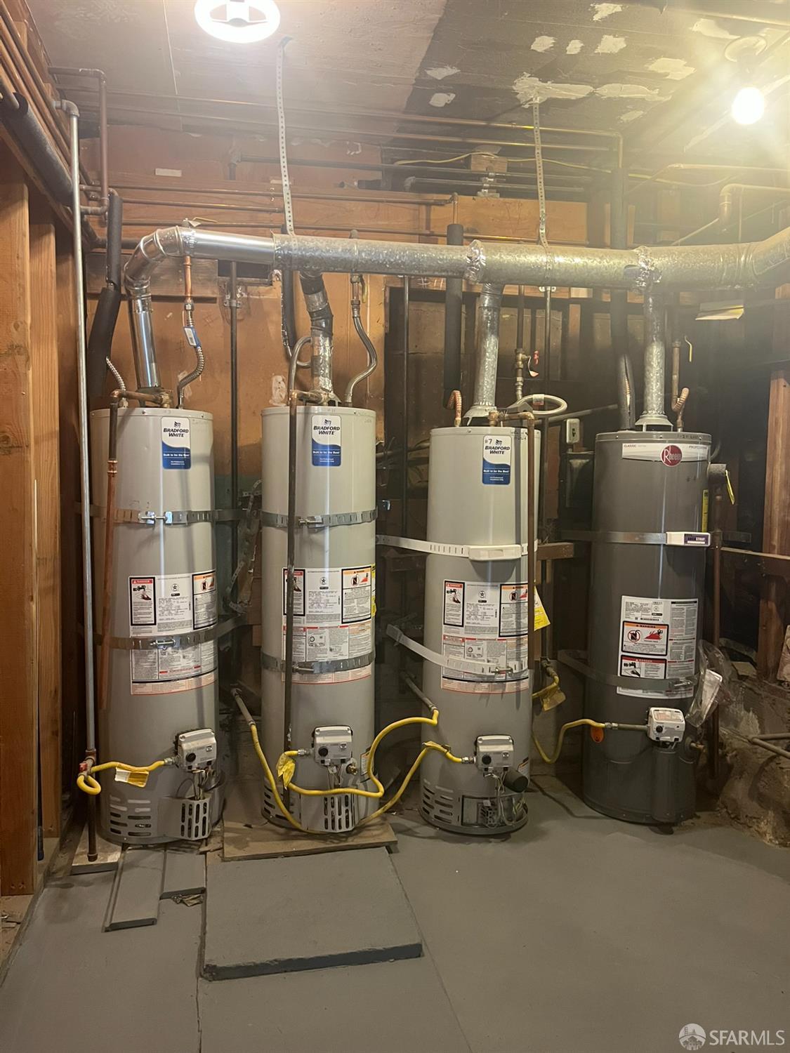 Detail Gallery Image 8 of 30 For 1430 Clay St, San Francisco,  CA 94109 - – Beds | – Baths