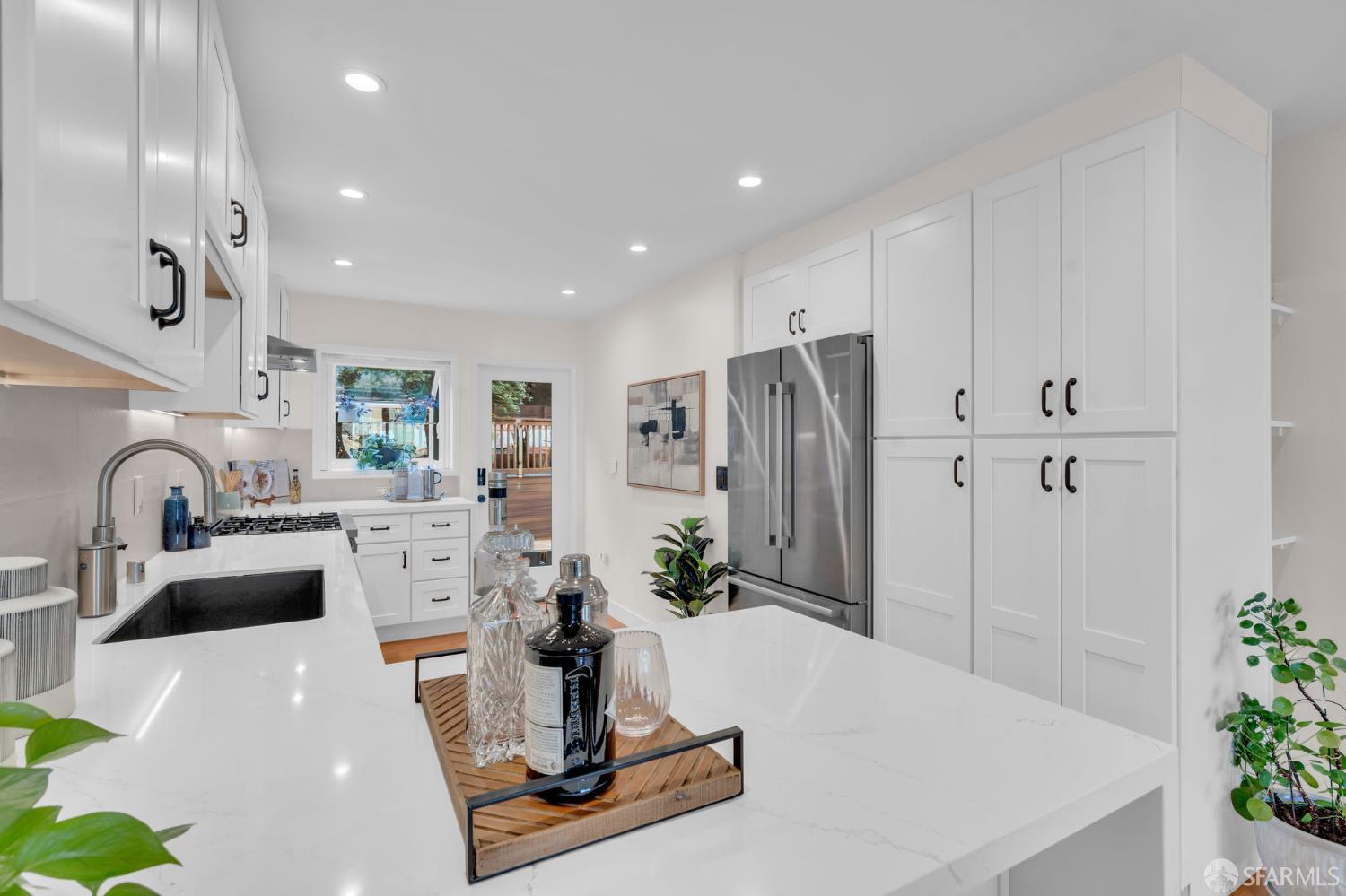 Detail Gallery Image 26 of 57 For 358 Los Palmos Dr, San Francisco,  CA 94127 - 3 Beds | 2 Baths