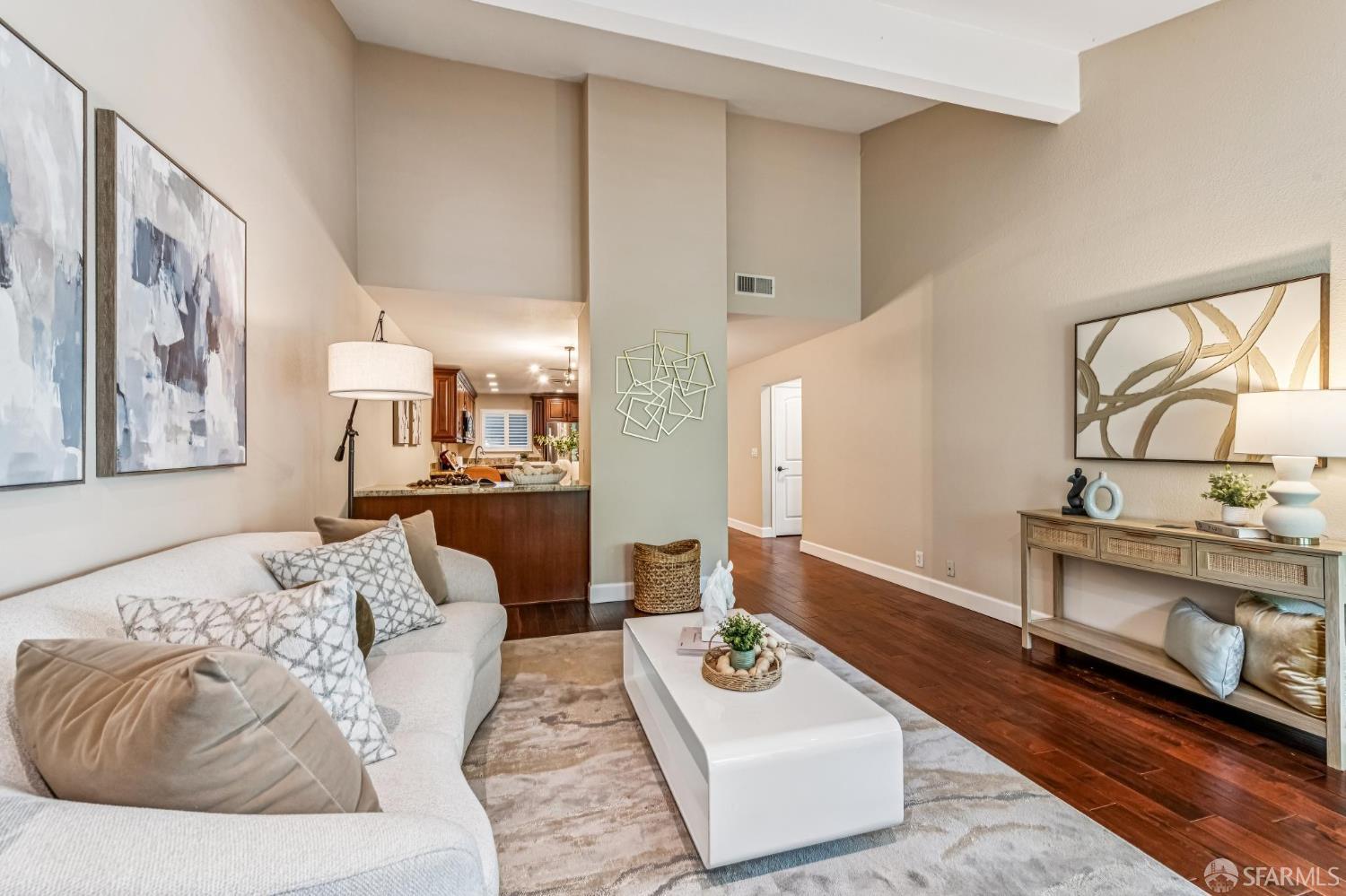 Detail Gallery Image 3 of 46 For 1652 San Miguel Dr, Walnut Creek,  CA 94596 - 1 Beds | 1/1 Baths