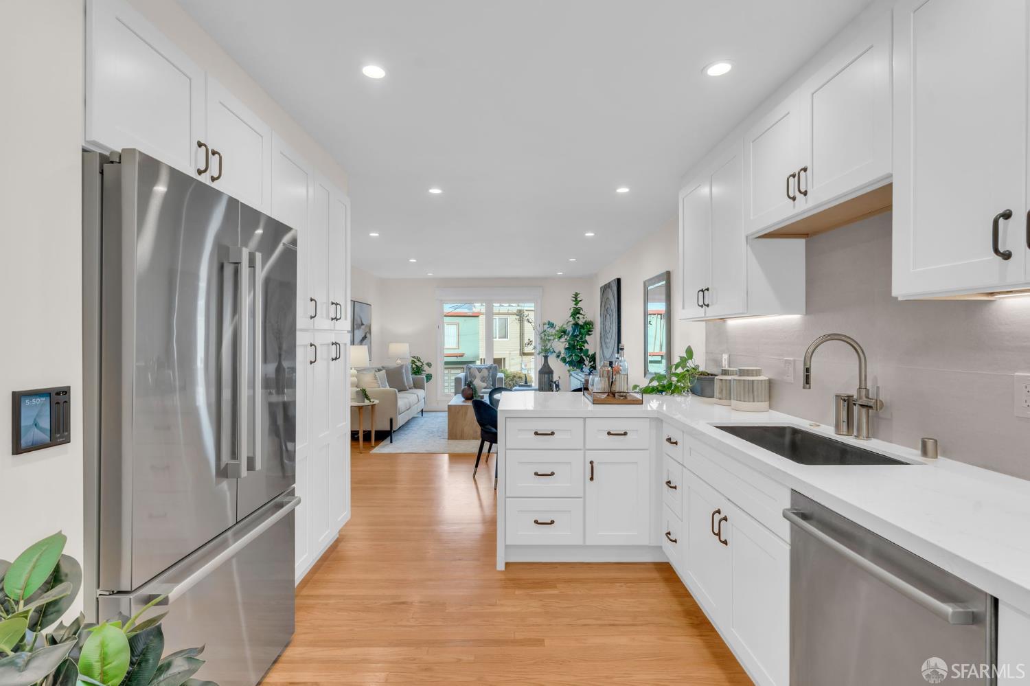 Detail Gallery Image 27 of 57 For 358 Los Palmos Dr, San Francisco,  CA 94127 - 3 Beds | 2 Baths