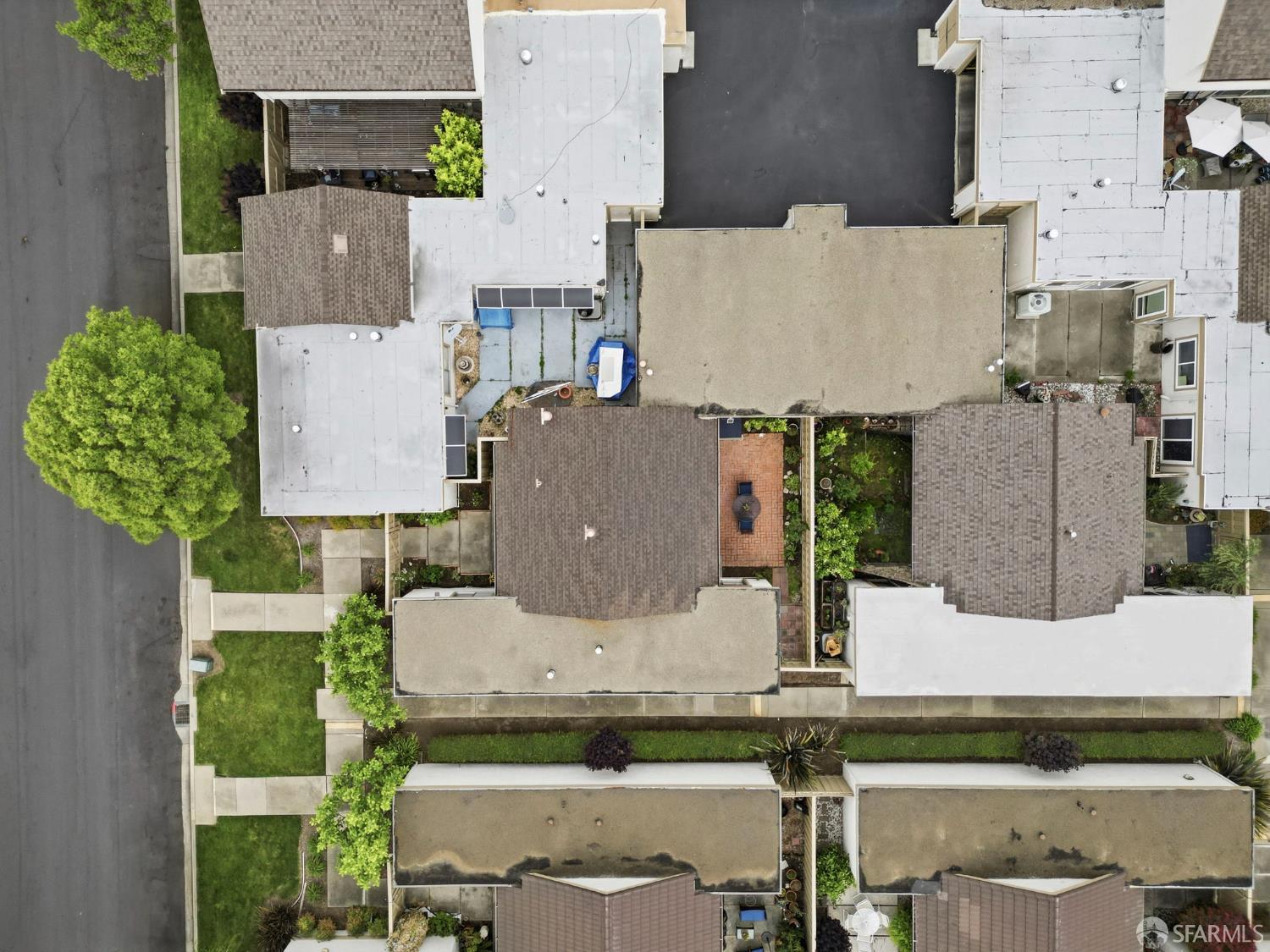 Detail Gallery Image 24 of 32 For 1442 Indian Ln, Concord,  CA 94521 - 2 Beds | 2 Baths