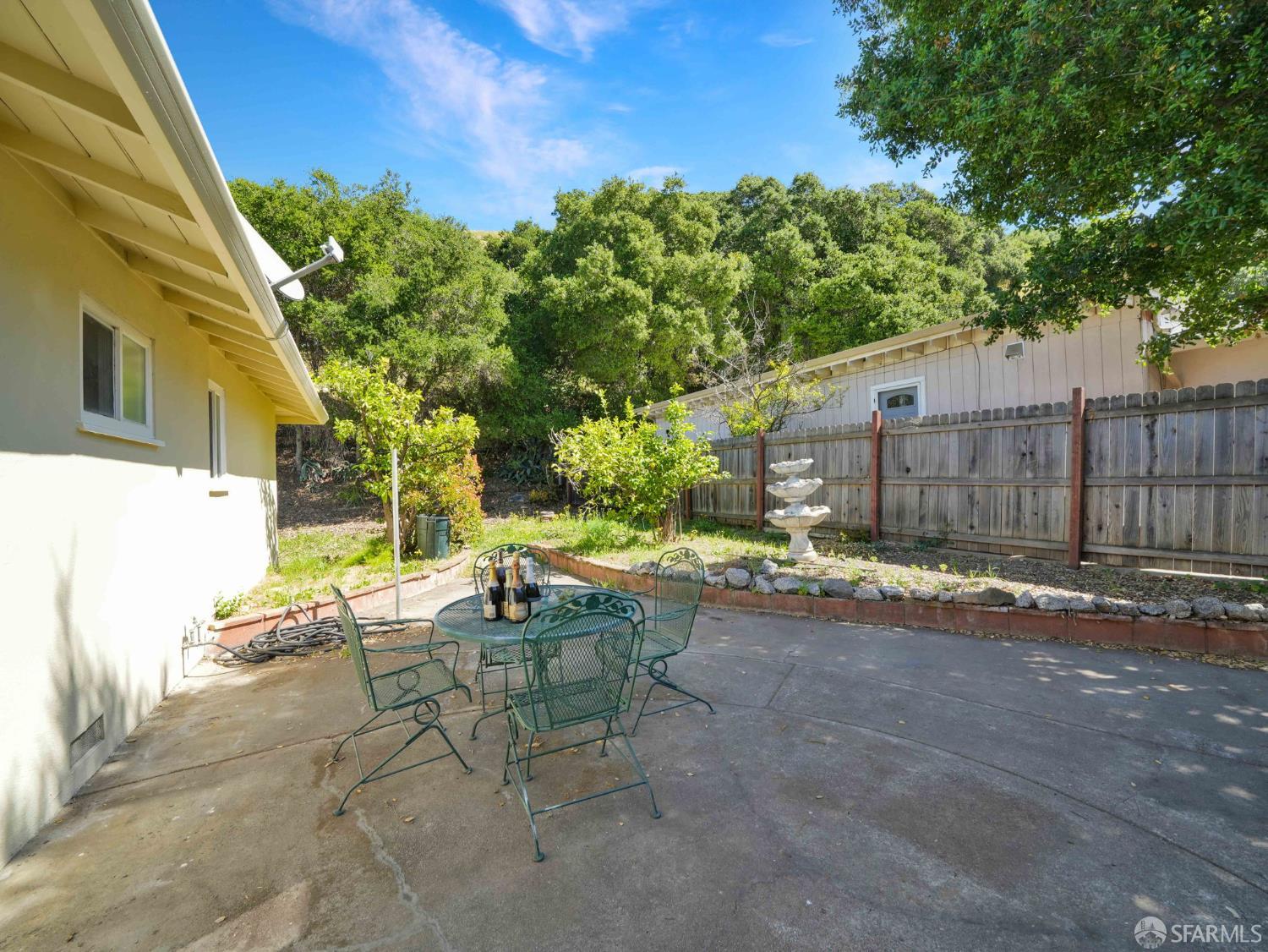 Detail Gallery Image 24 of 29 For 30964 Faircliff St, Hayward,  CA 94544 - 3 Beds | 2 Baths