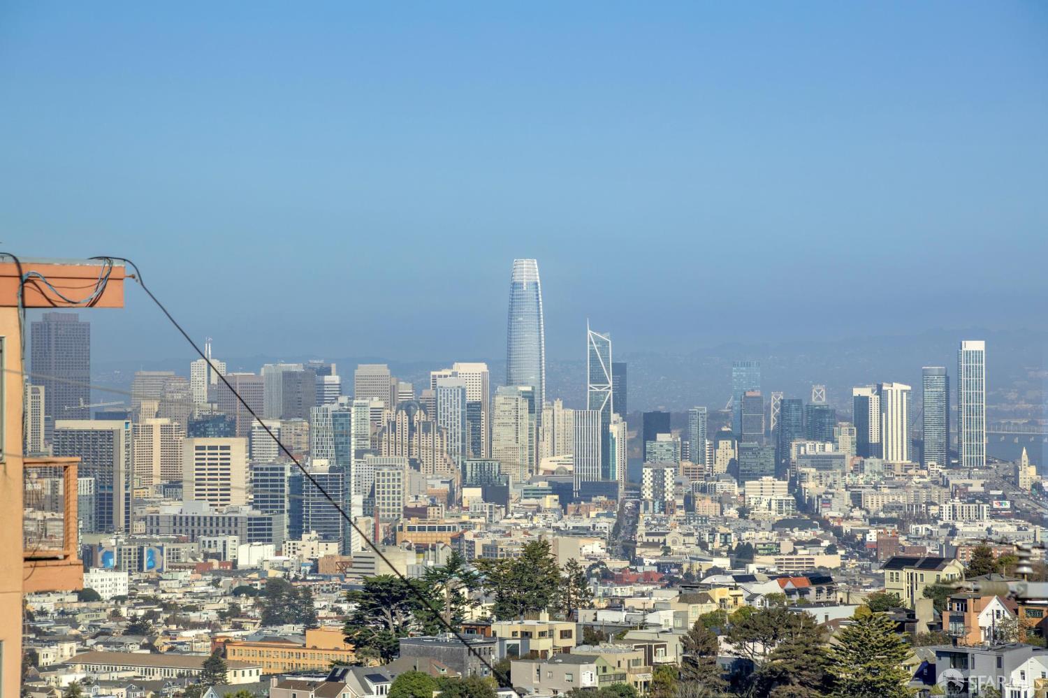 Detail Gallery Image 28 of 34 For 505 Grand View Ave #2ND,  San Francisco,  CA 94114 - 2 Beds | 2 Baths