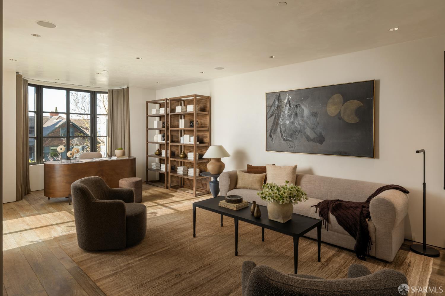 Detail Gallery Image 27 of 47 For 2626 Larkin St, San Francisco,  CA 94109 - 6 Beds | 5/3 Baths