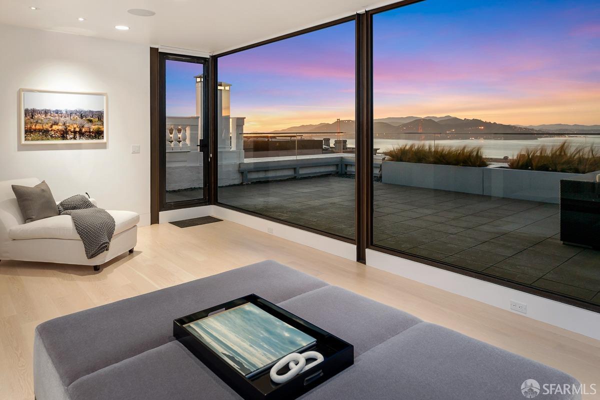 Detail Gallery Image 45 of 57 For 2830 Pacific Ave, San Francisco,  CA 94115 - 6 Beds | 6/2 Baths