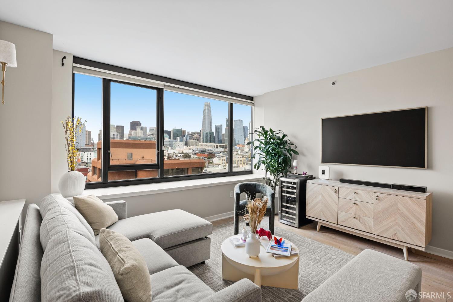 Detail Gallery Image 3 of 31 For 260 King St #1009,  San Francisco,  CA 94107 - 1 Beds | 1 Baths