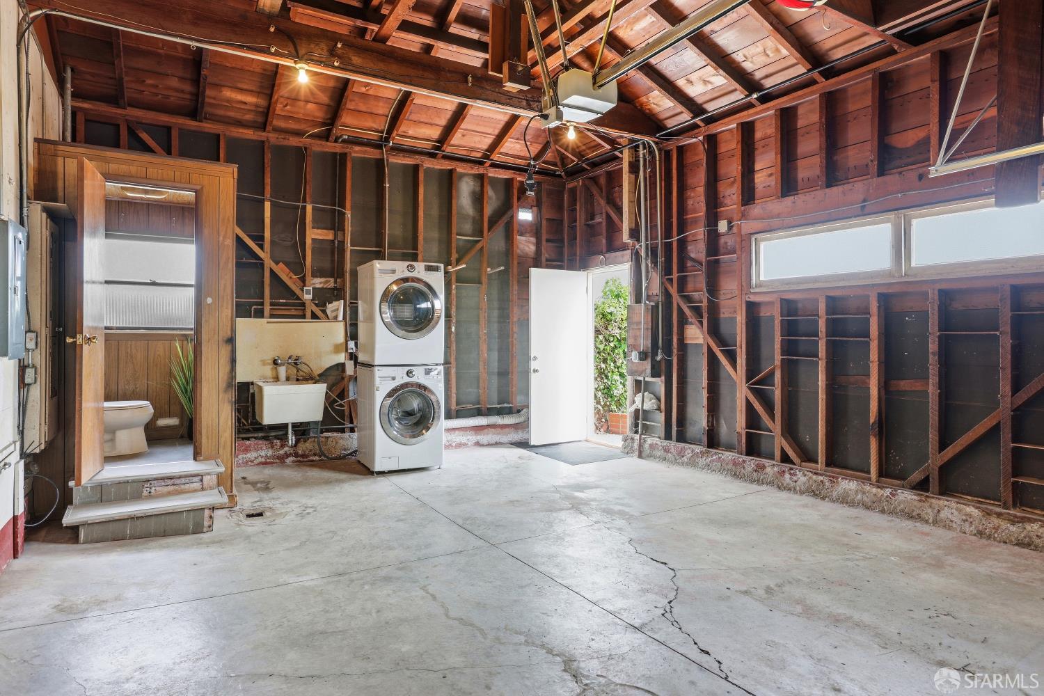 Detail Gallery Image 21 of 25 For 98 Creston Ave, Daly City,  CA 94015 - 2 Beds | 1 Baths