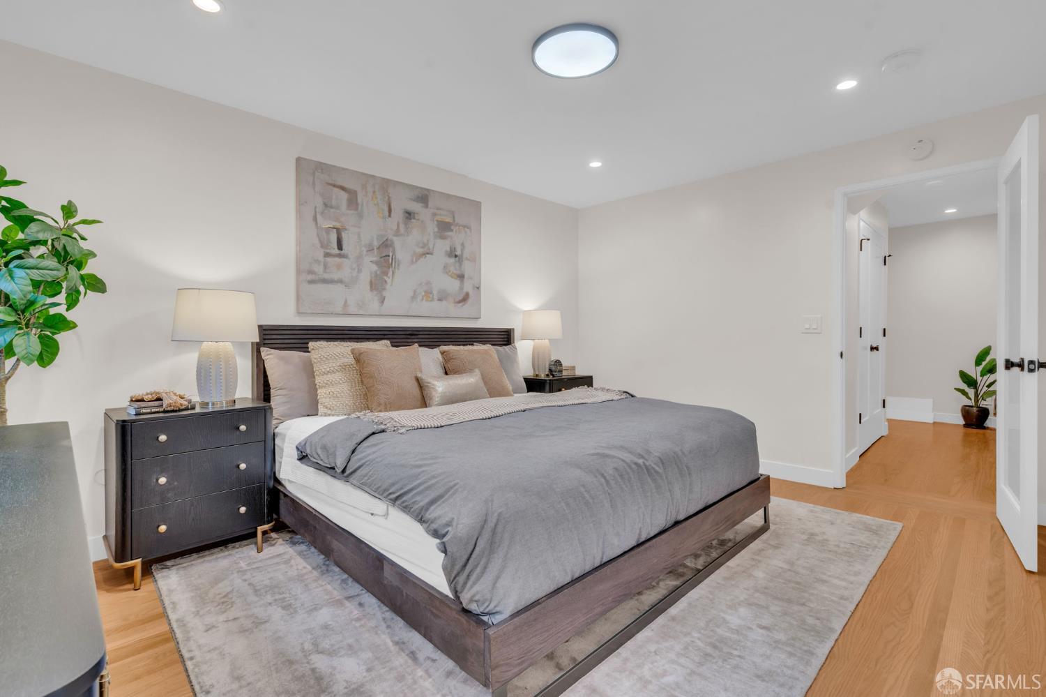 Detail Gallery Image 6 of 57 For 358 Los Palmos Dr, San Francisco,  CA 94127 - 3 Beds | 2 Baths