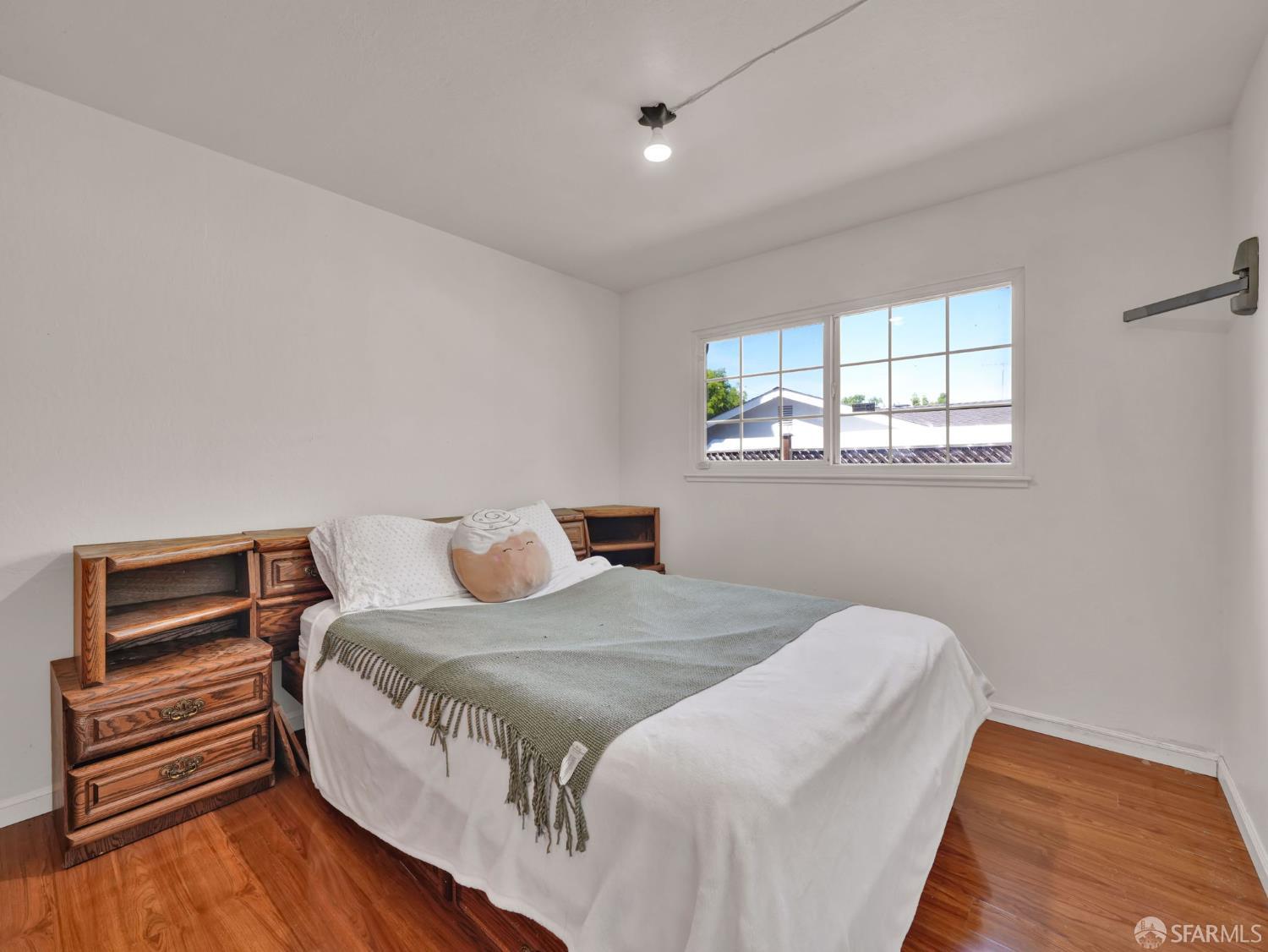 Detail Gallery Image 15 of 29 For 30964 Faircliff St, Hayward,  CA 94544 - 3 Beds | 2 Baths