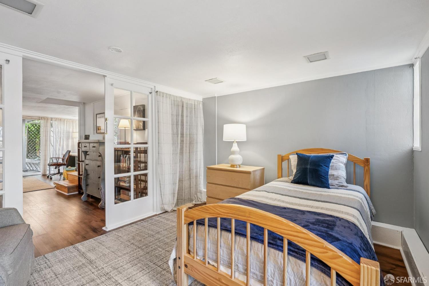 Detail Gallery Image 21 of 29 For 437 Staples Ave, San Francisco,  CA 94112 - 1 Beds | 1 Baths