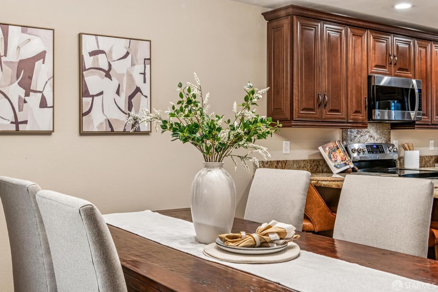 Detail Gallery Image 8 of 46 For 1652 San Miguel Dr, Walnut Creek,  CA 94596 - 1 Beds | 1/1 Baths