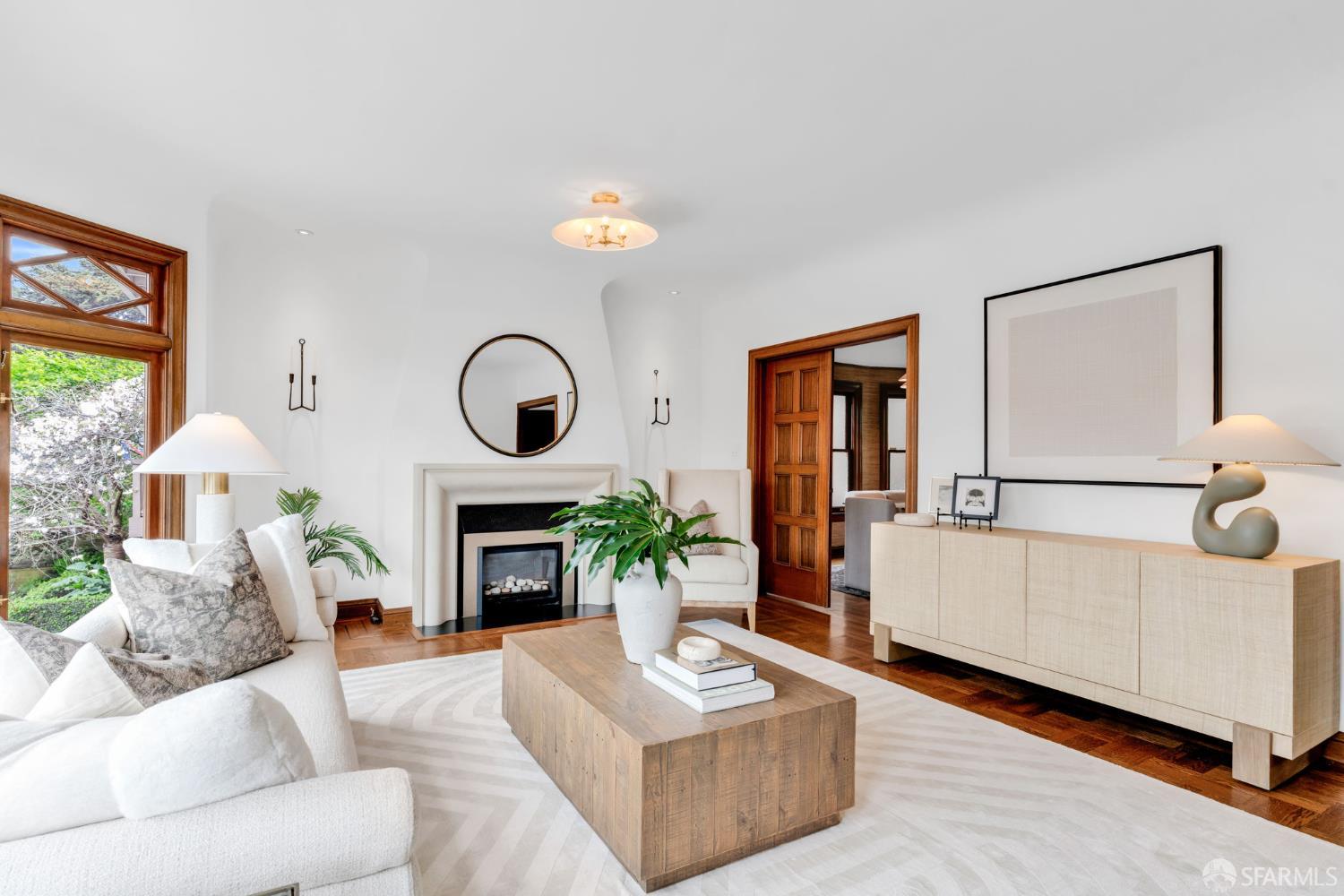 Detail Gallery Image 8 of 75 For 715 Ulloa St, San Francisco,  CA 94127 - 4 Beds | 2 Baths