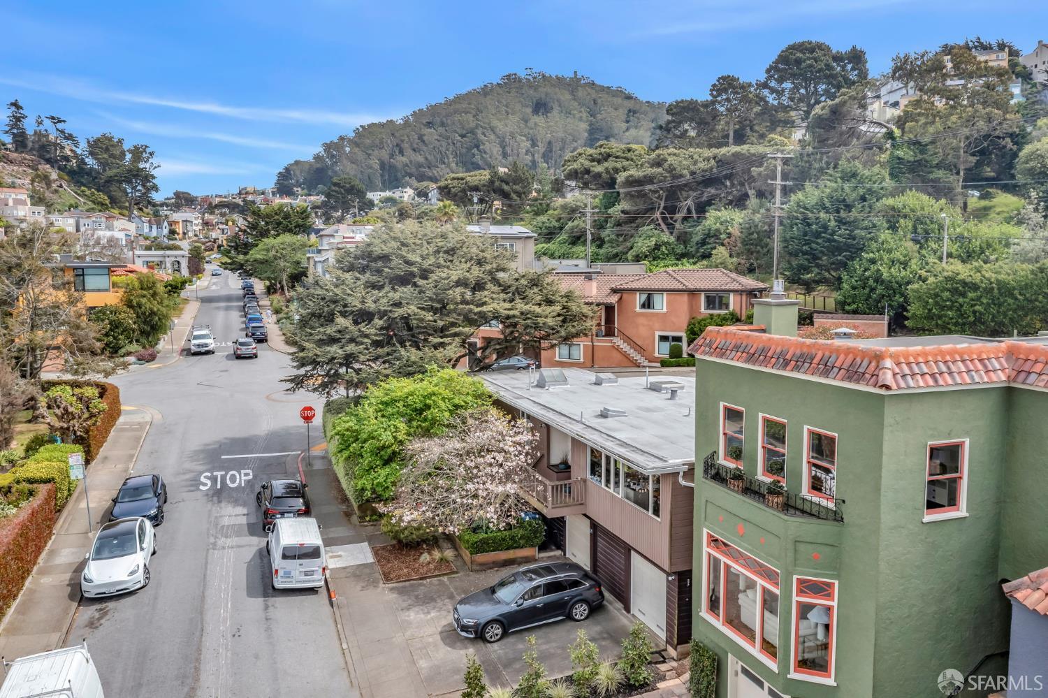 Detail Gallery Image 68 of 75 For 715 Ulloa St, San Francisco,  CA 94127 - 4 Beds | 2 Baths