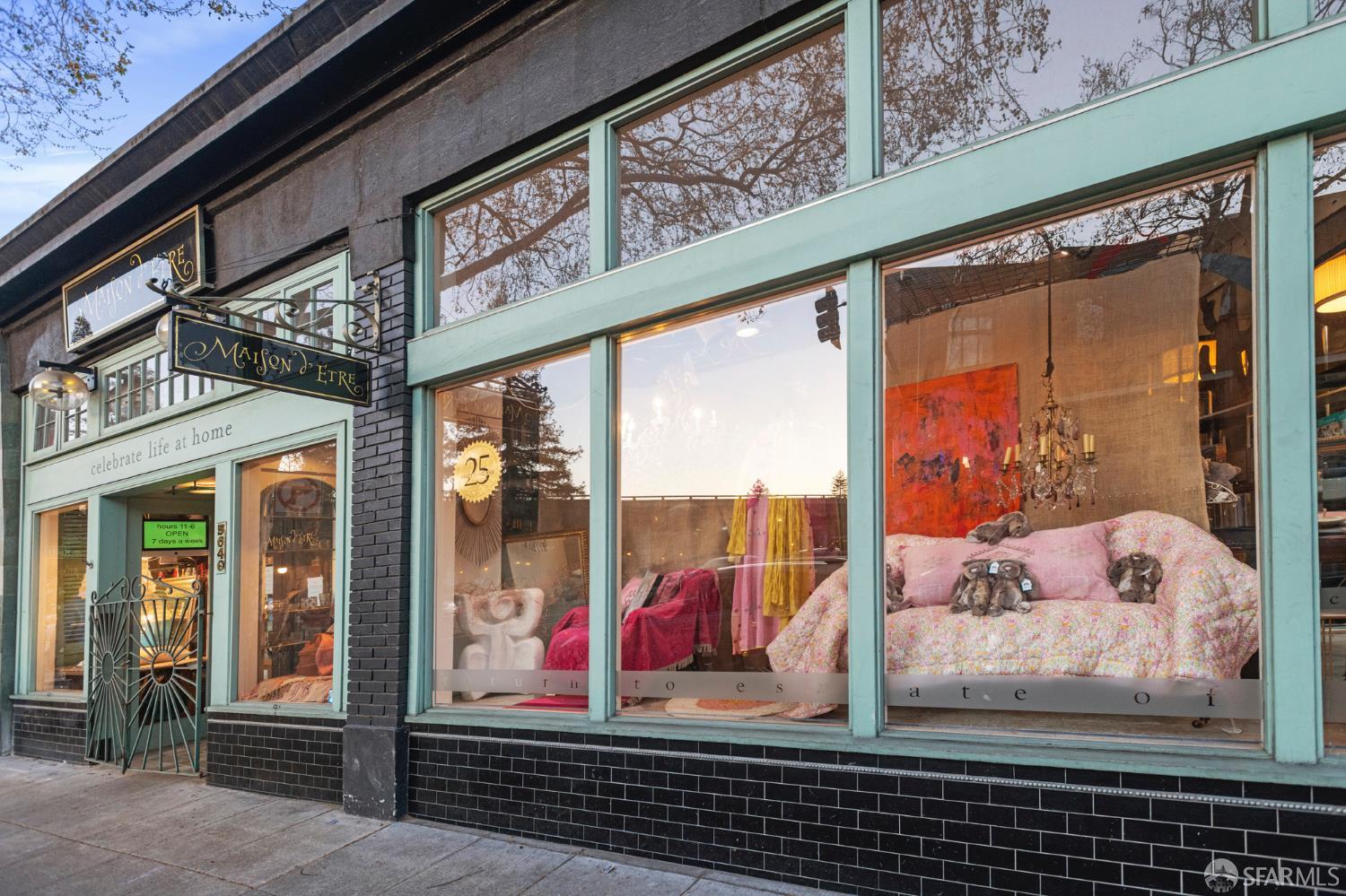 Detail Gallery Image 22 of 27 For 5380 Thomas Ave, Oakland,  CA 94618 - 2 Beds | 1 Baths