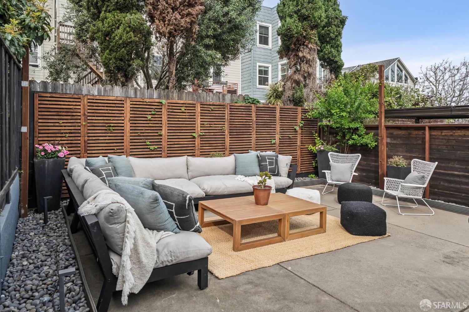 Detail Gallery Image 31 of 45 For 456 Kansas St #1,  San Francisco,  CA 94107 - 3 Beds | 2 Baths