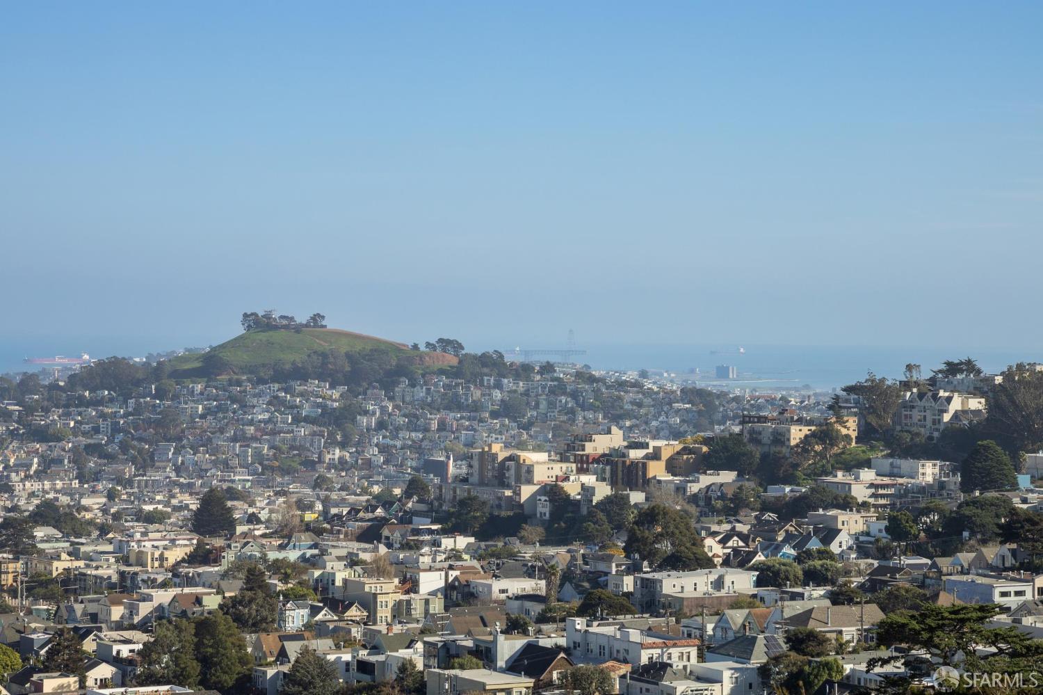 Detail Gallery Image 30 of 34 For 505 Grand View Ave #2ND,  San Francisco,  CA 94114 - 2 Beds | 2 Baths