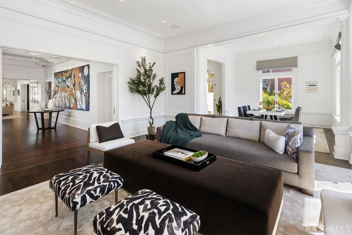 Detail Gallery Image 14 of 57 For 2830 Pacific Ave, San Francisco,  CA 94115 - 6 Beds | 6/2 Baths