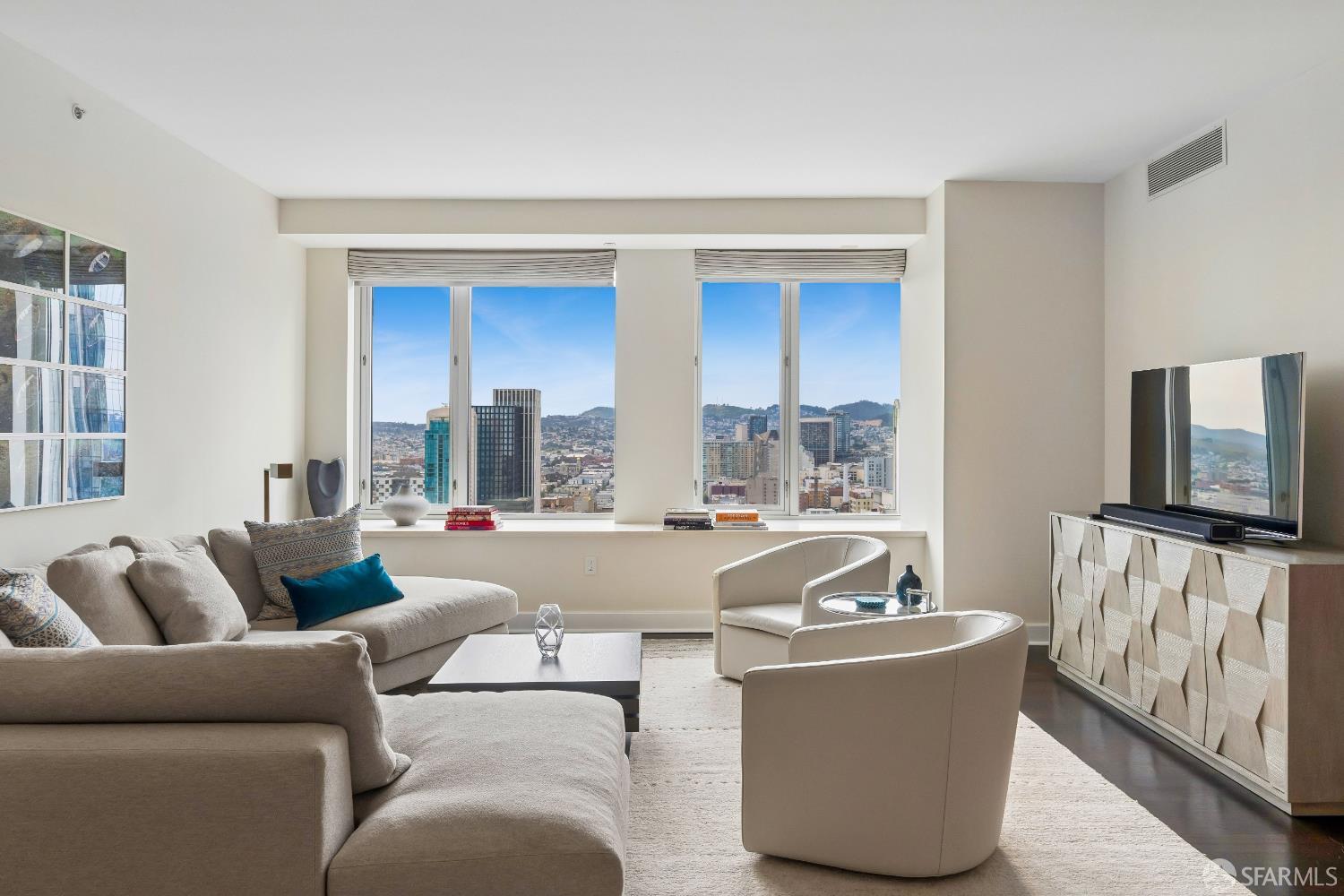 Detail Gallery Image 2 of 32 For 188 Minna St 26c,  San Francisco,  CA 94105 - 2 Beds | 2/1 Baths