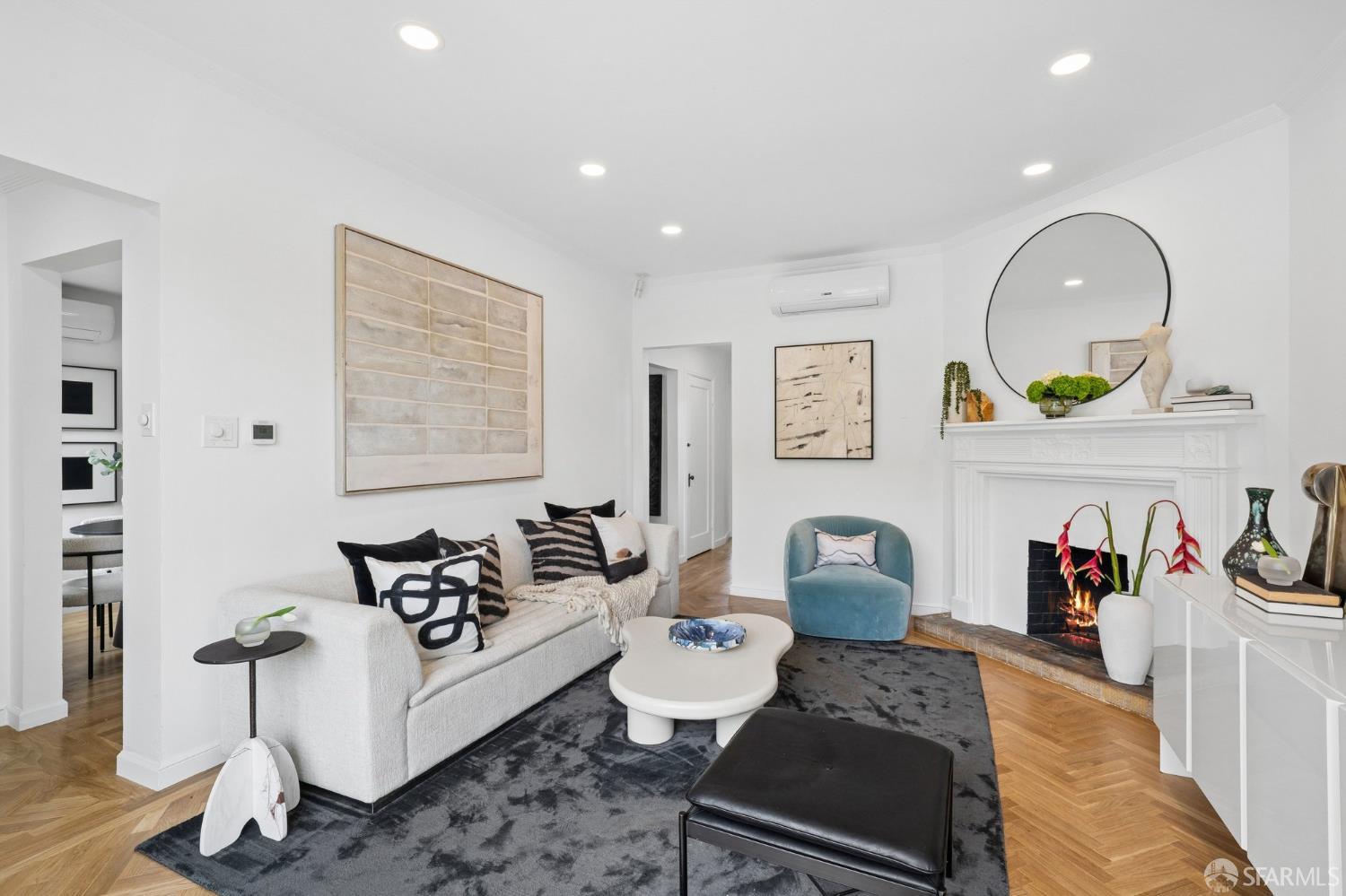 Detail Gallery Image 7 of 33 For 1955 28th Ave, San Francisco,  CA 94116 - 2 Beds | 1 Baths