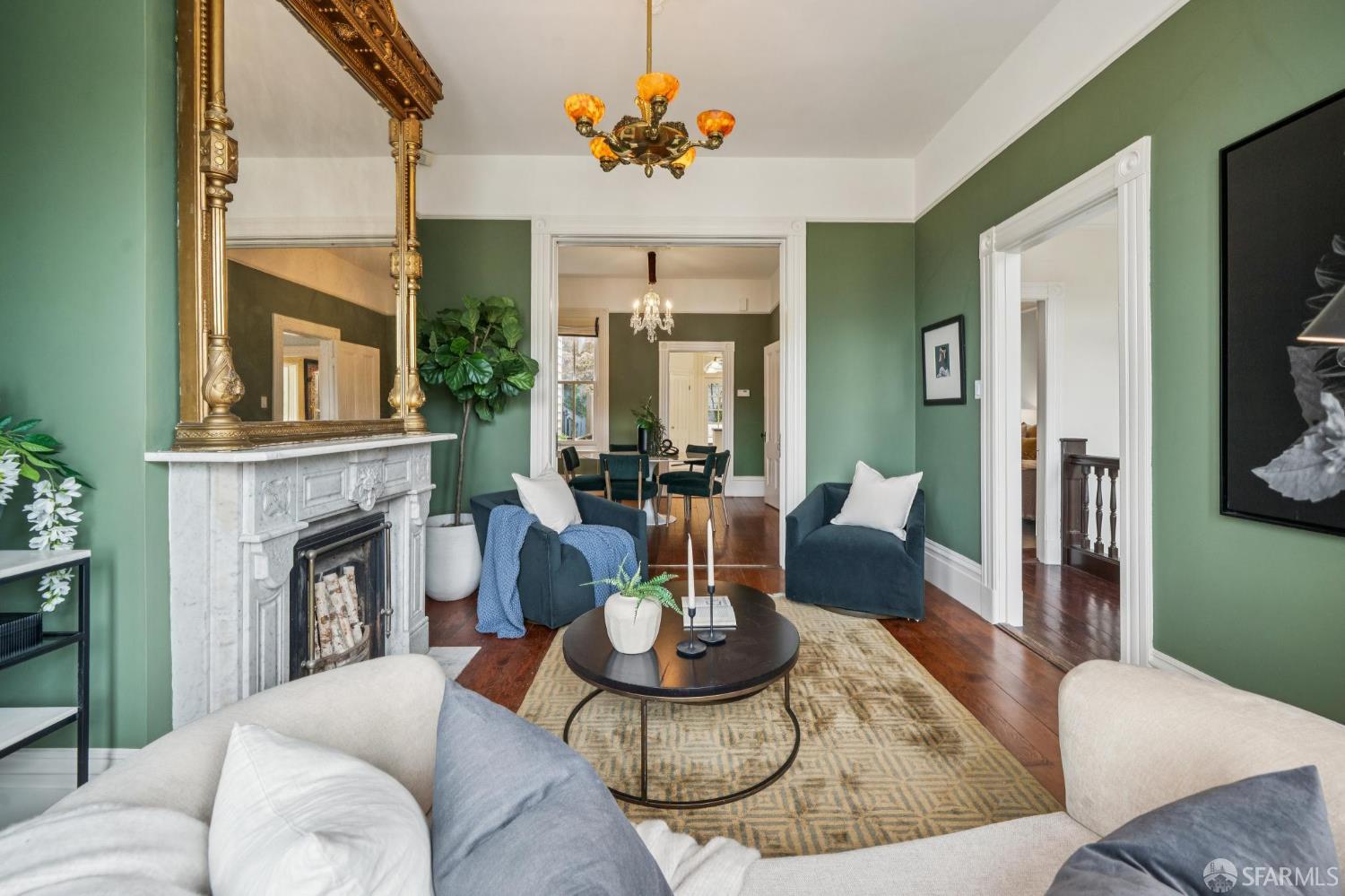 Detail Gallery Image 2 of 68 For 4431 19th St, San Francisco,  CA 94114 - 3 Beds | 2 Baths