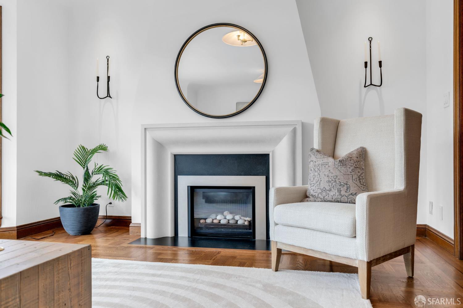 Detail Gallery Image 7 of 75 For 715 Ulloa St, San Francisco,  CA 94127 - 4 Beds | 2 Baths