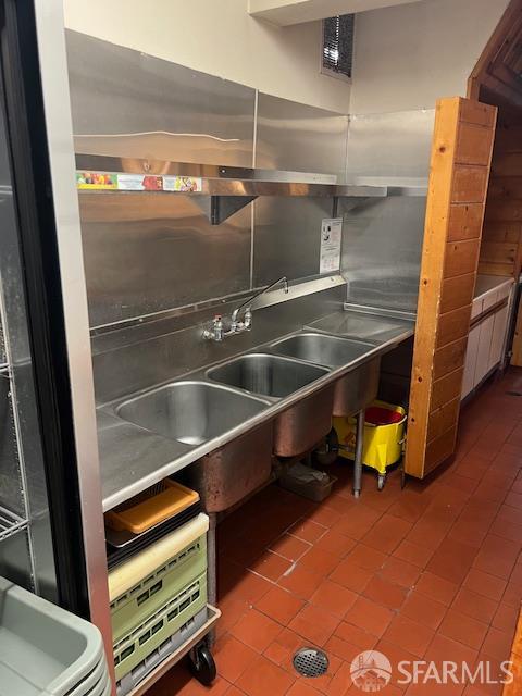 Detail Gallery Image 6 of 20 For 1666 Lombard St 1662a,  San Francisco,  CA 94123 - – Beds | – Baths