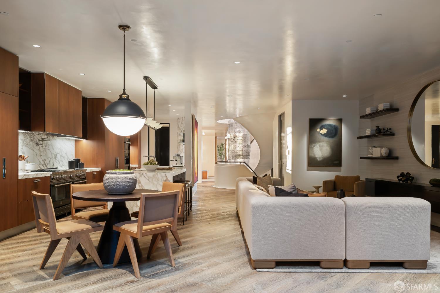 Detail Gallery Image 14 of 47 For 2626 Larkin St, San Francisco,  CA 94109 - 6 Beds | 5/3 Baths