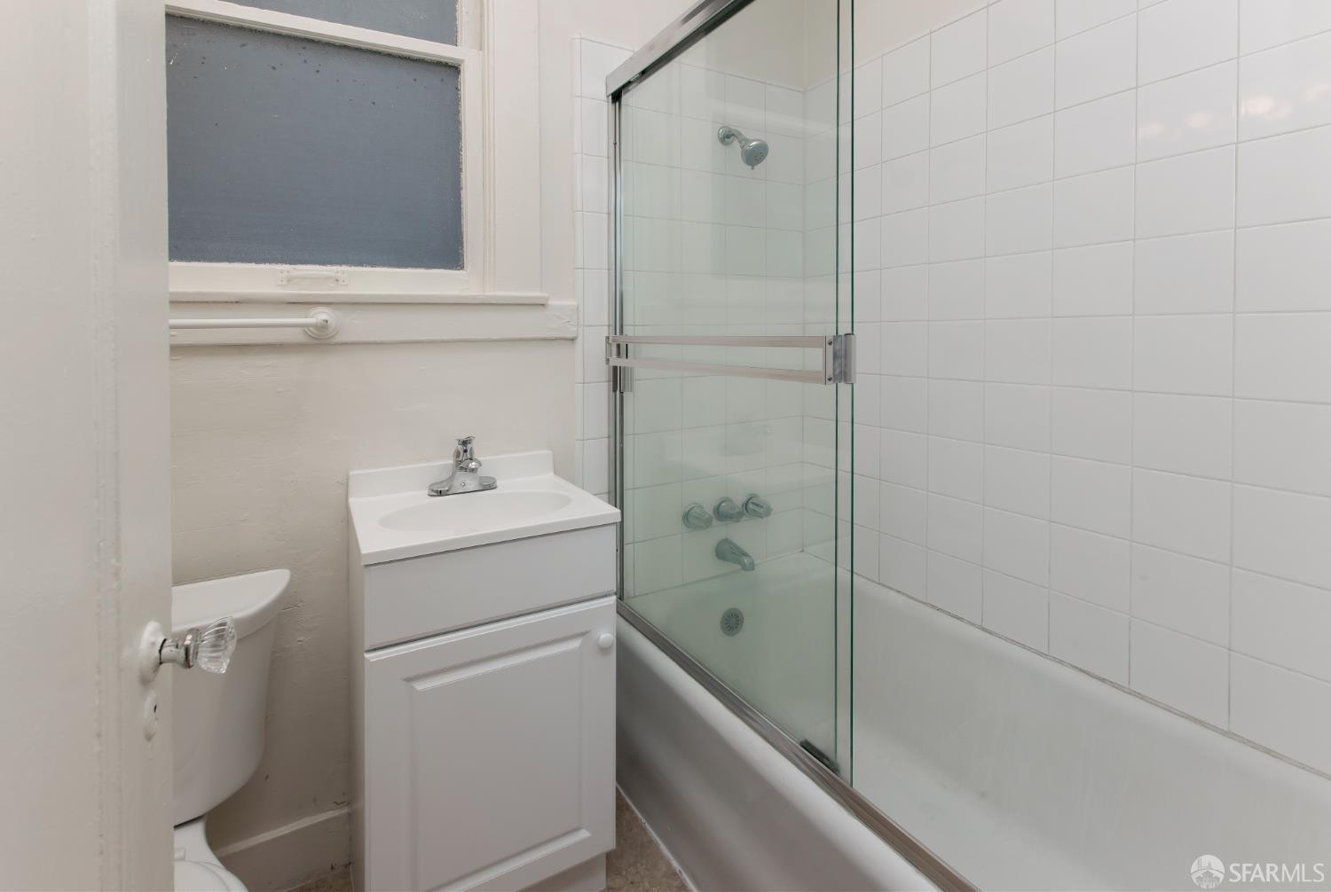 Detail Gallery Image 20 of 30 For 1430 Clay St, San Francisco,  CA 94109 - – Beds | – Baths