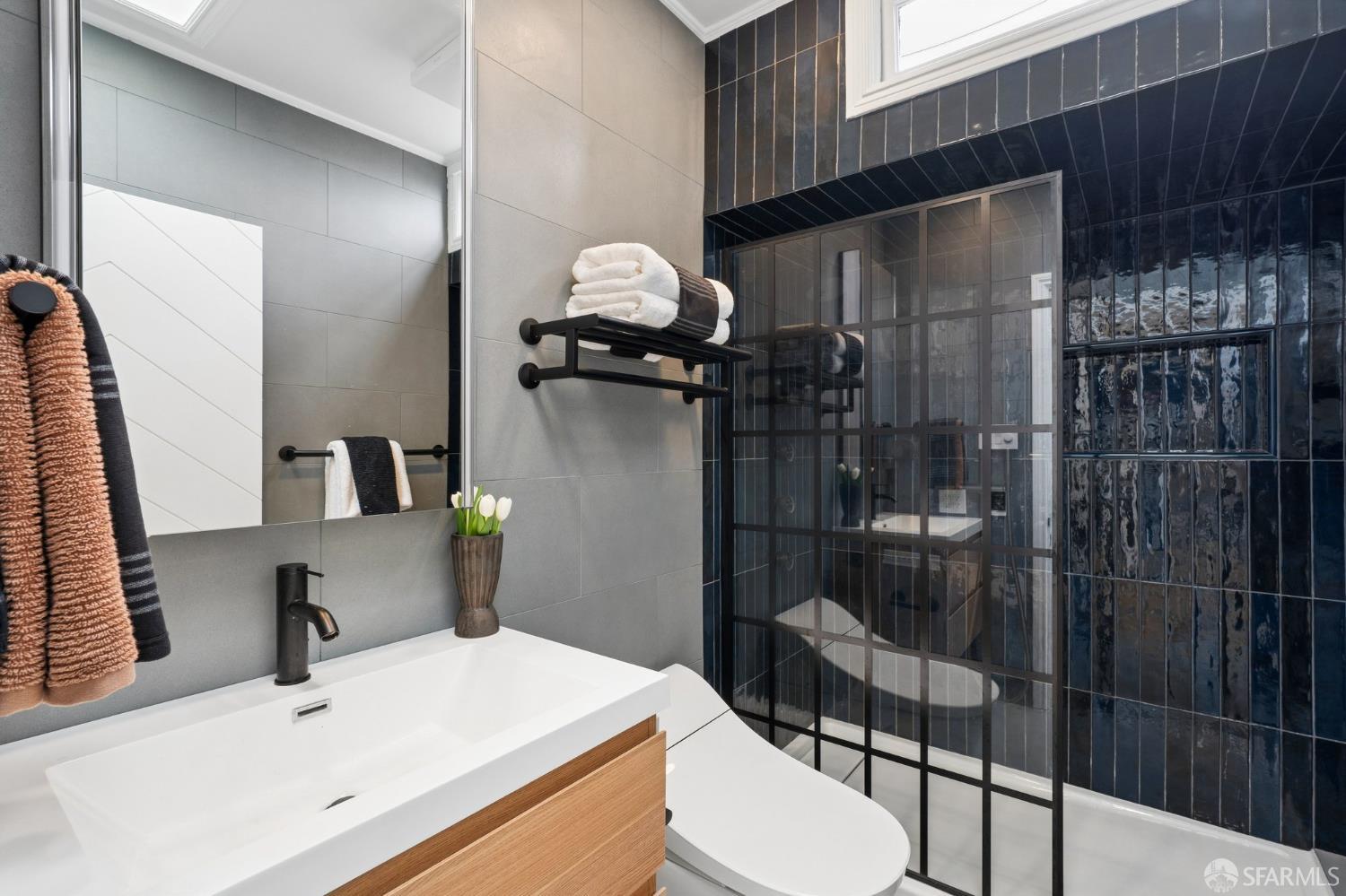 Detail Gallery Image 21 of 33 For 1955 28th Ave, San Francisco,  CA 94116 - 2 Beds | 1 Baths