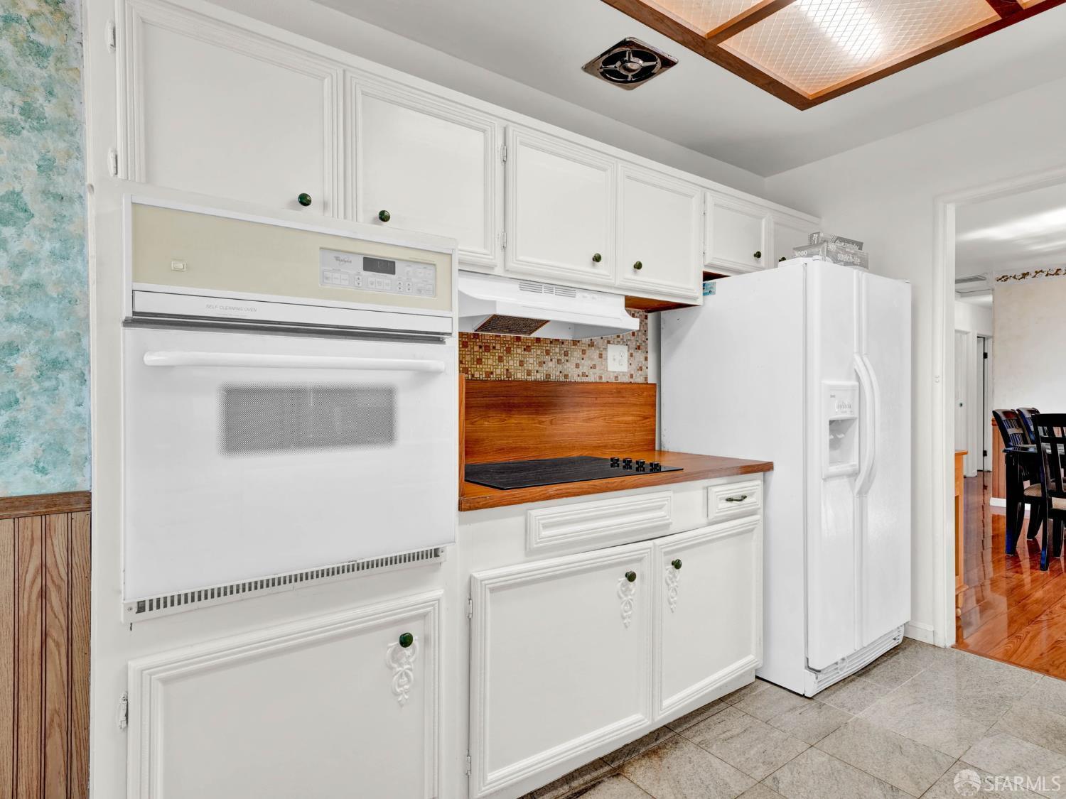 Detail Gallery Image 11 of 29 For 30964 Faircliff St, Hayward,  CA 94544 - 3 Beds | 2 Baths