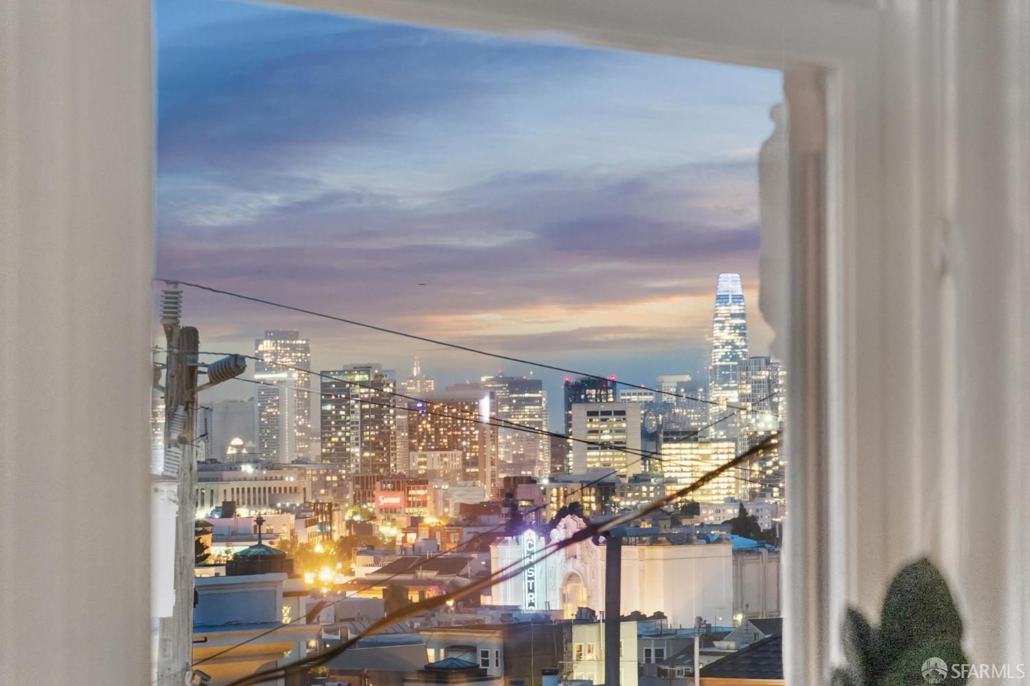 Detail Gallery Image 7 of 68 For 4431 19th St, San Francisco,  CA 94114 - 3 Beds | 2 Baths