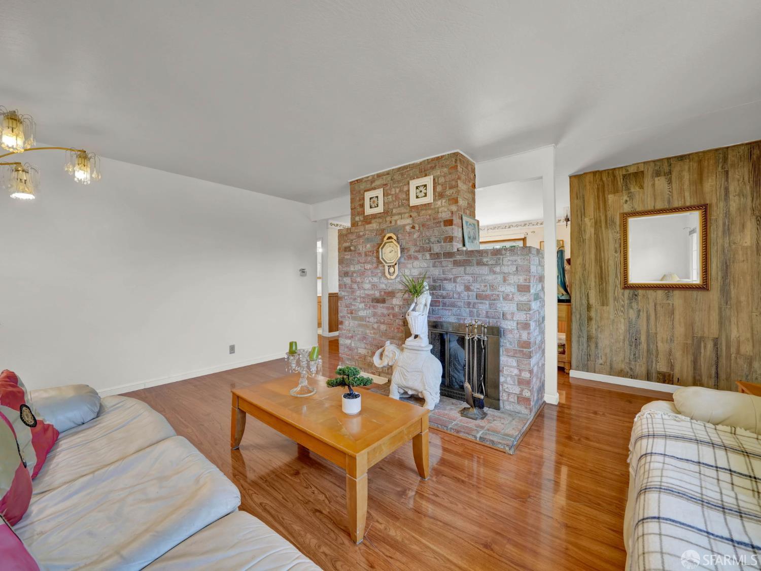 Detail Gallery Image 7 of 29 For 30964 Faircliff St, Hayward,  CA 94544 - 3 Beds | 2 Baths