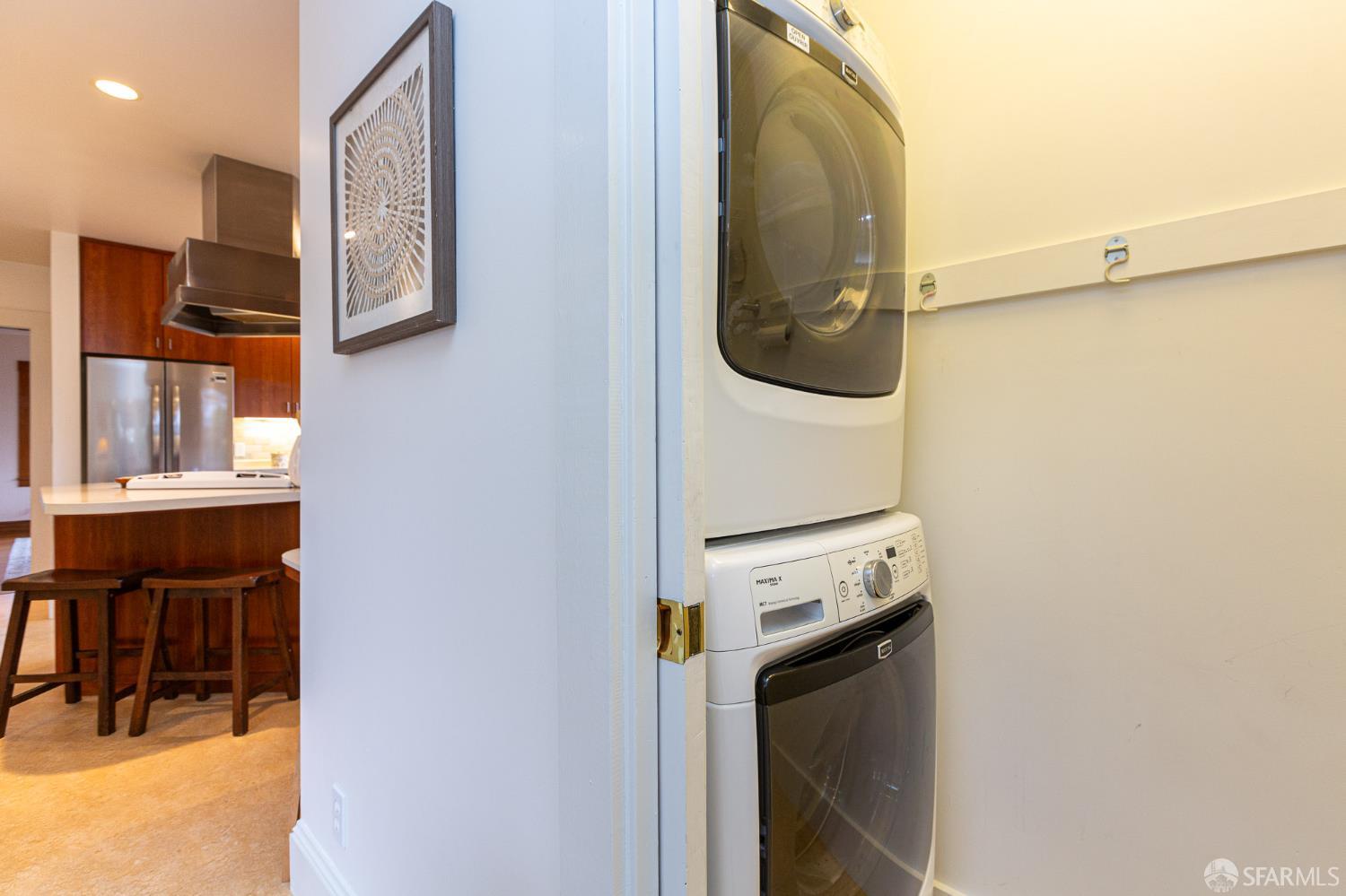 Detail Gallery Image 8 of 27 For 5380 Thomas Ave, Oakland,  CA 94618 - 2 Beds | 1 Baths