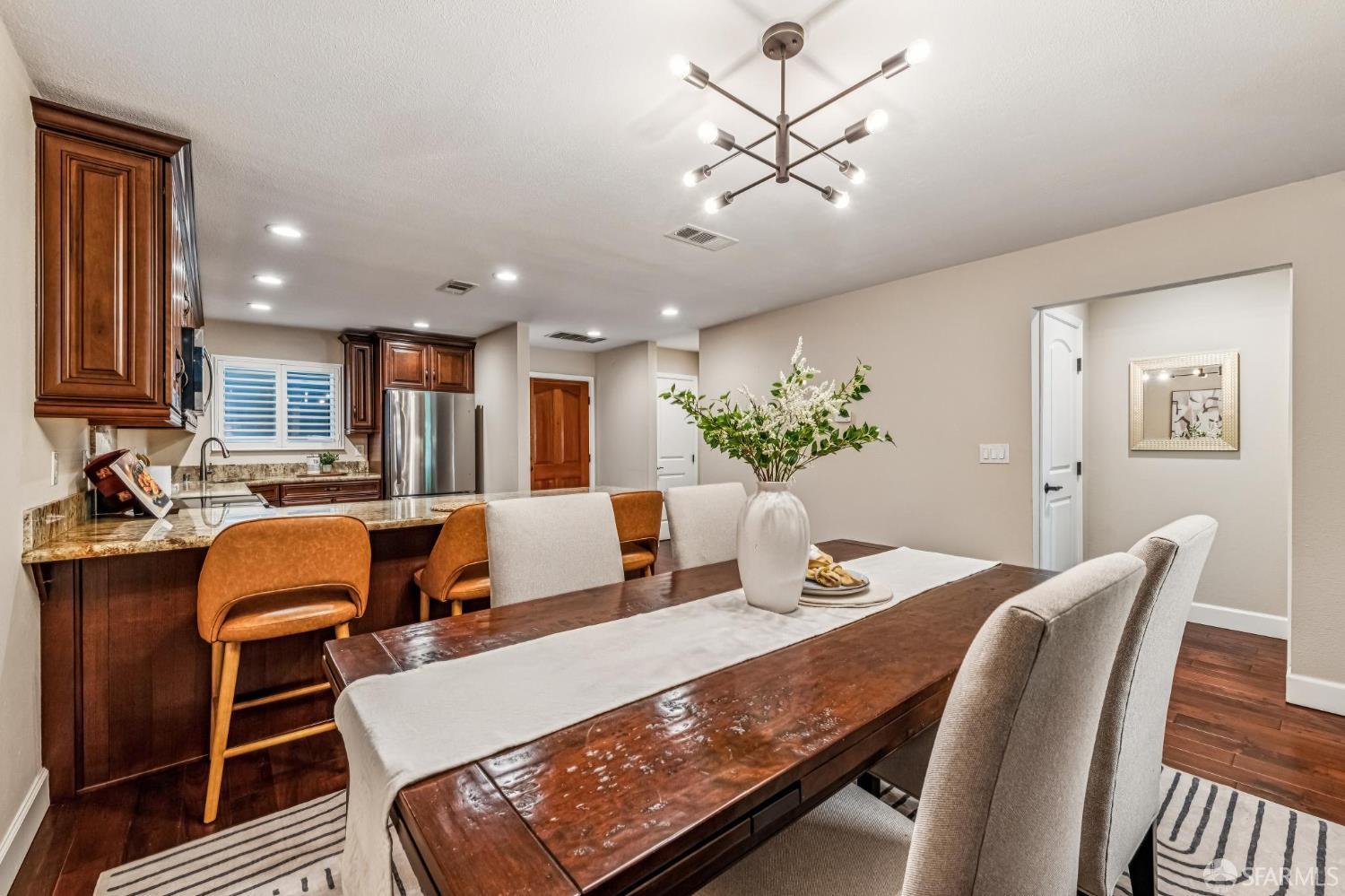 Detail Gallery Image 9 of 46 For 1652 San Miguel Dr, Walnut Creek,  CA 94596 - 1 Beds | 1/1 Baths