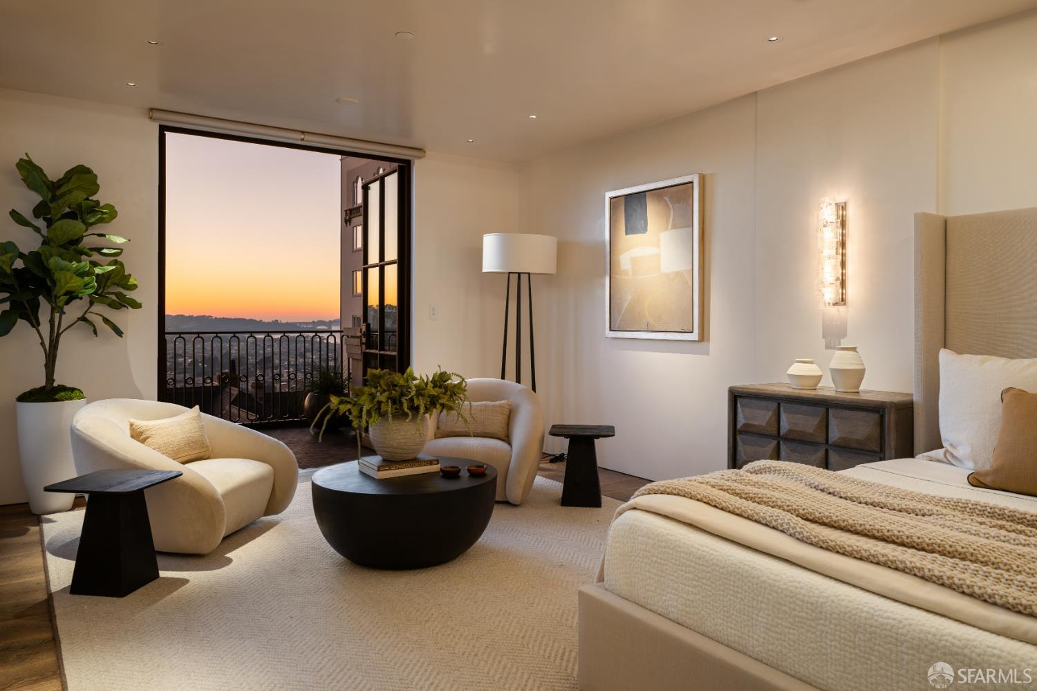 Detail Gallery Image 23 of 47 For 2626 Larkin St, San Francisco,  CA 94109 - 6 Beds | 5/3 Baths