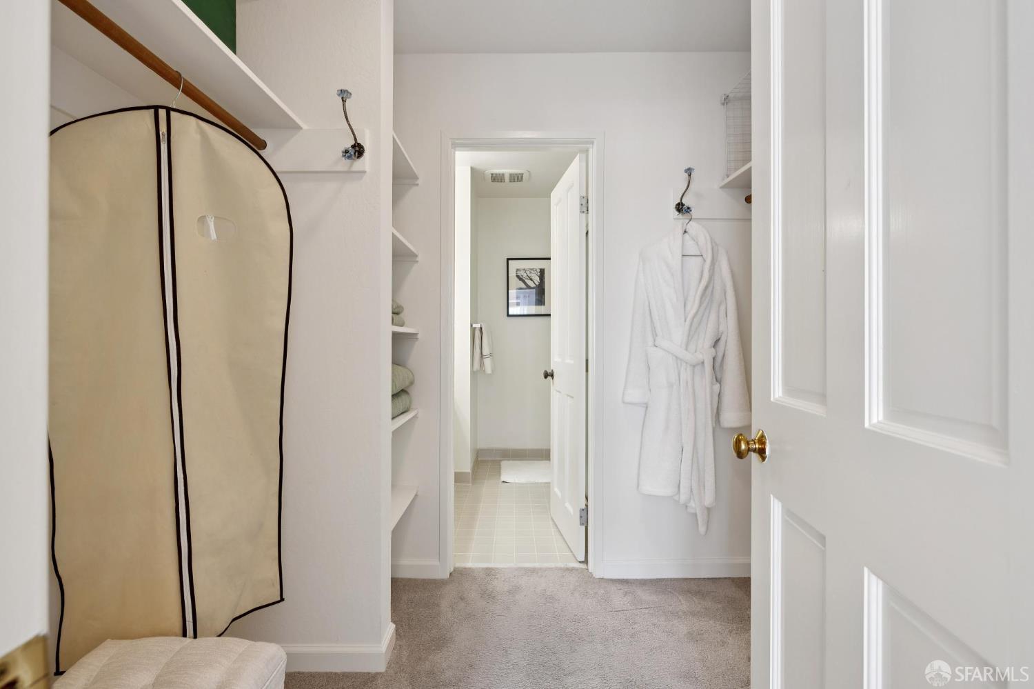 Detail Gallery Image 27 of 43 For 156 Lombard St #33,  San Francisco,  CA 94111 - 2 Beds | 2/1 Baths