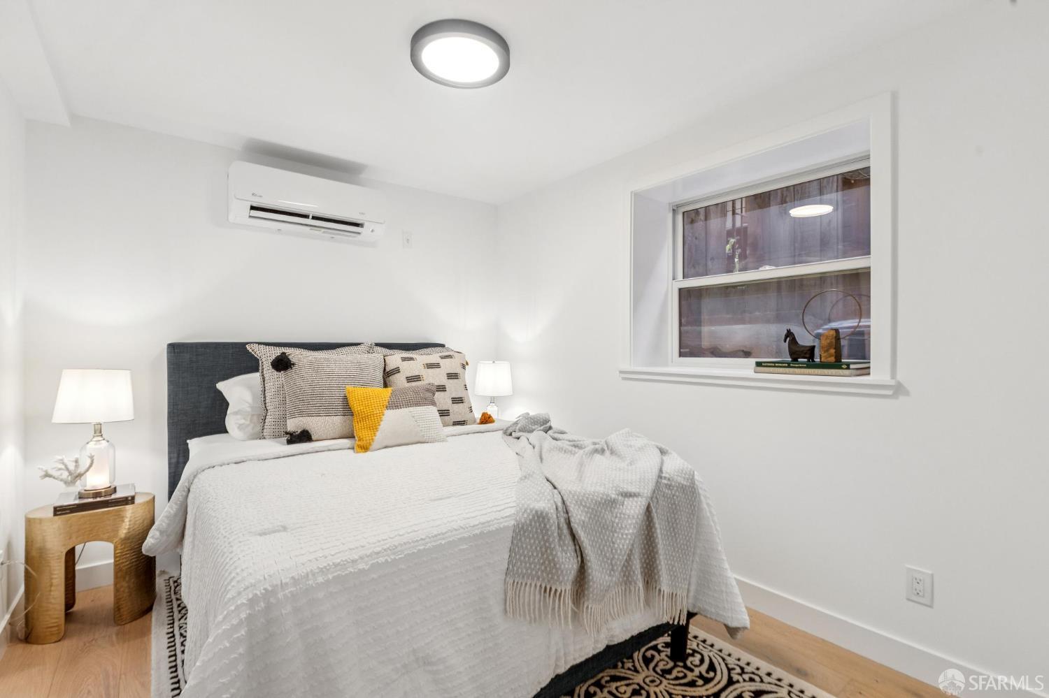 Detail Gallery Image 13 of 20 For 108 Albion St a,  San Francisco,  CA 94110 - 2 Beds | 1 Baths