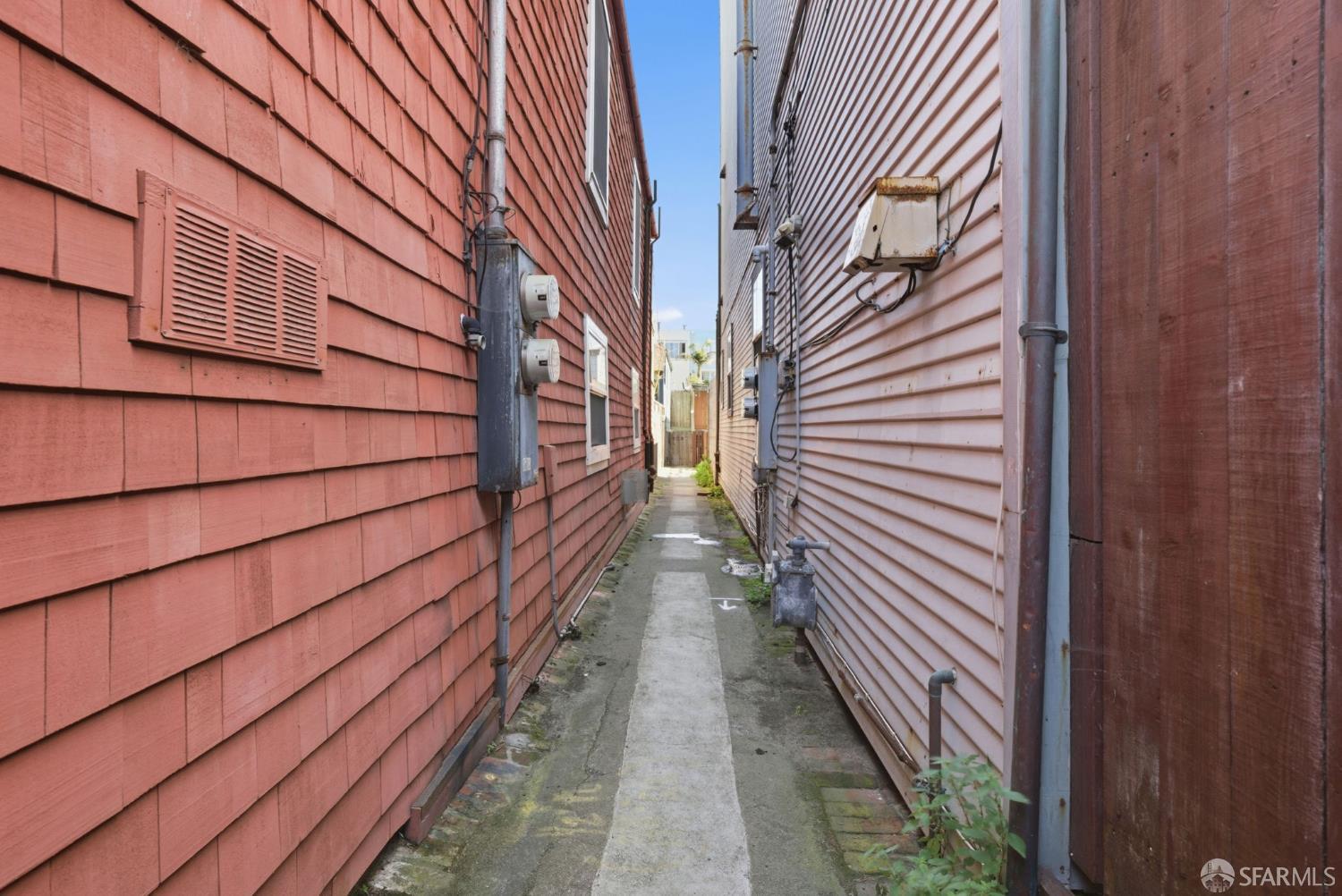 Photo #3: 426116889 Listing: Photo #3