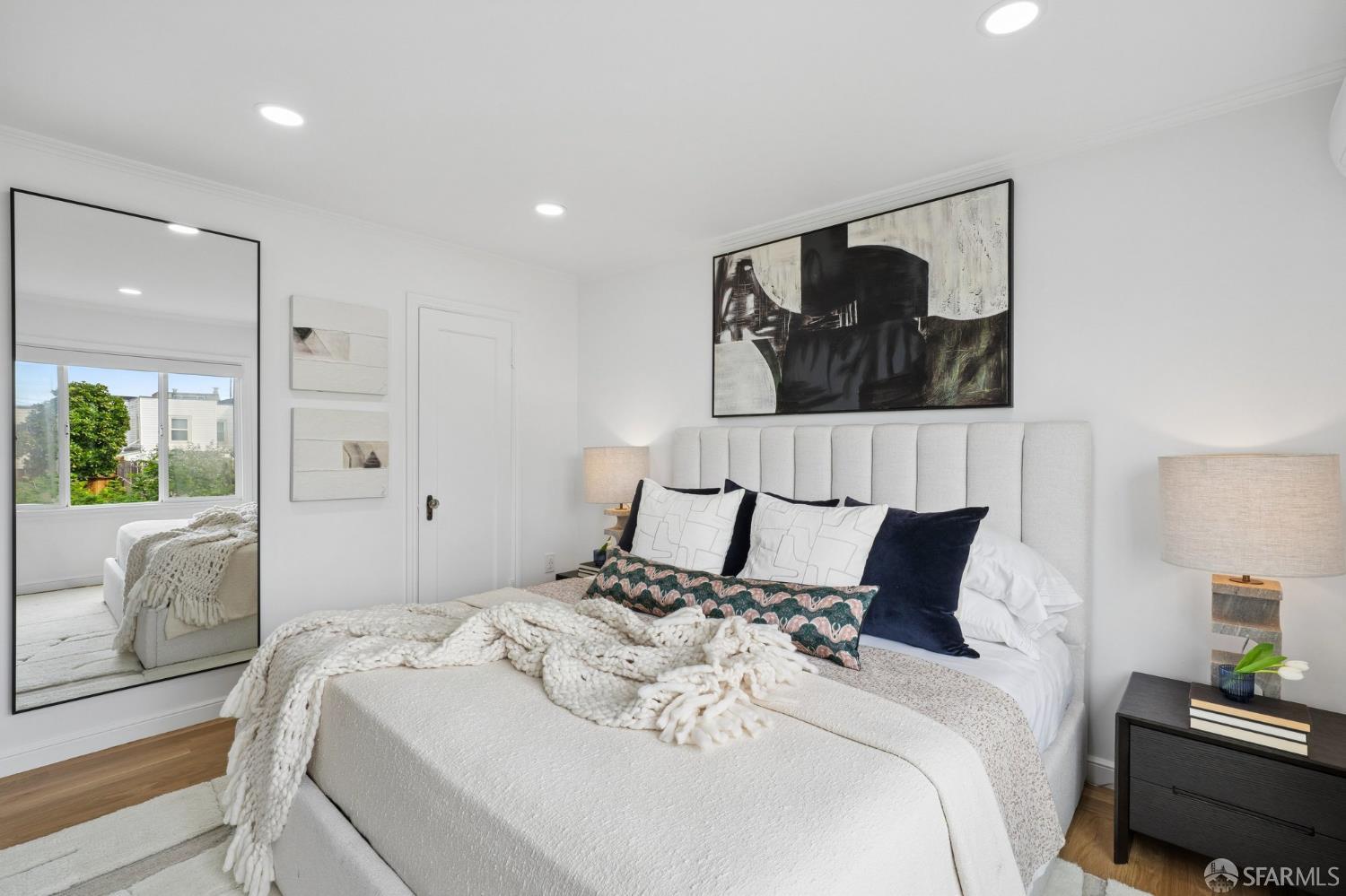 Detail Gallery Image 15 of 33 For 1955 28th Ave, San Francisco,  CA 94116 - 2 Beds | 1 Baths