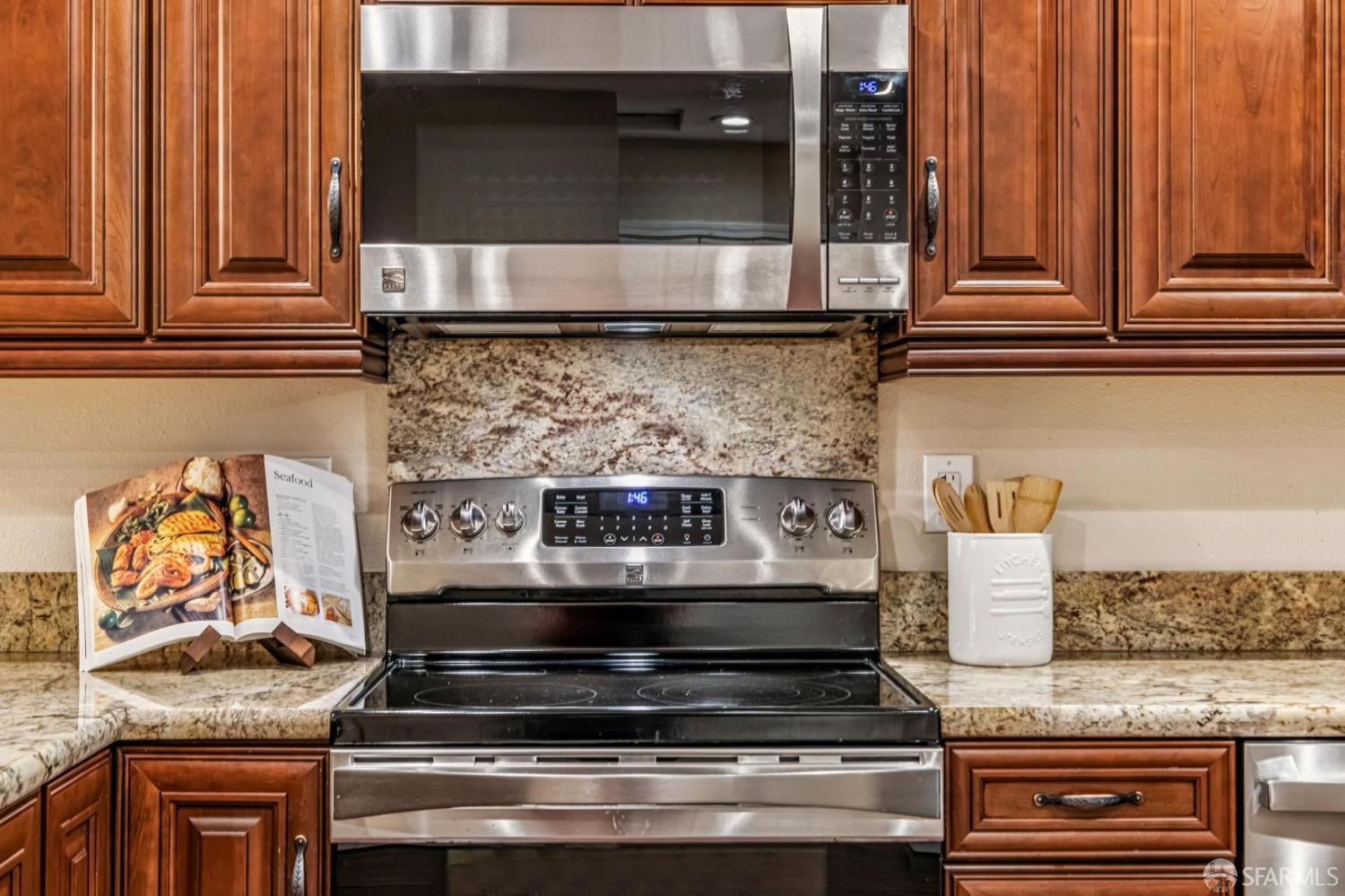 Detail Gallery Image 14 of 46 For 1652 San Miguel Dr, Walnut Creek,  CA 94596 - 1 Beds | 1/1 Baths